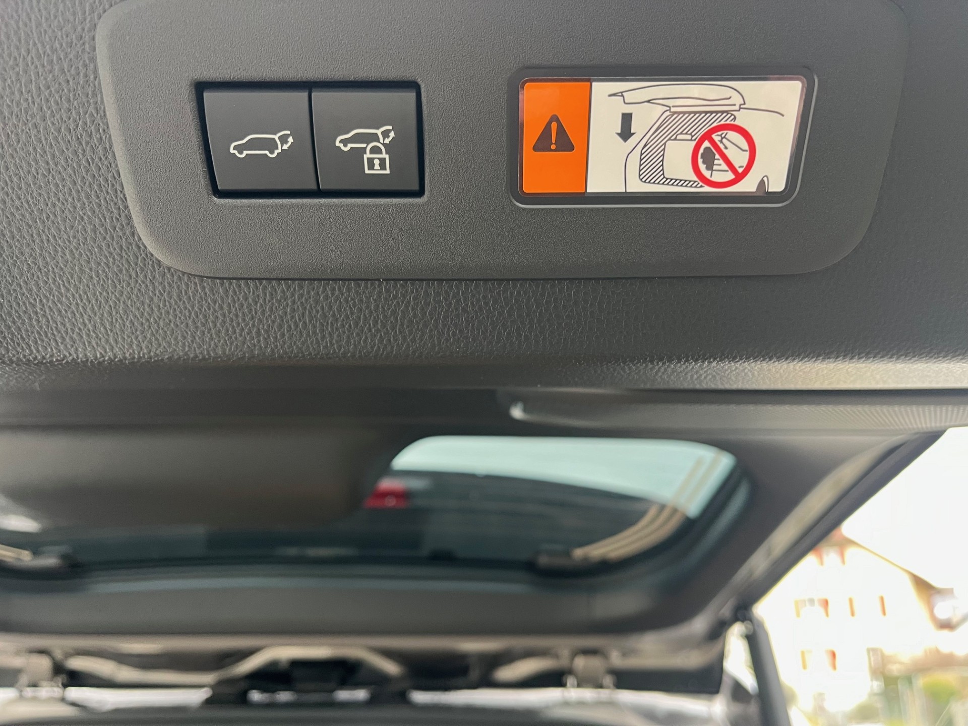 TOYOTA Land Cruiser 2.8D 48V Style-image-16