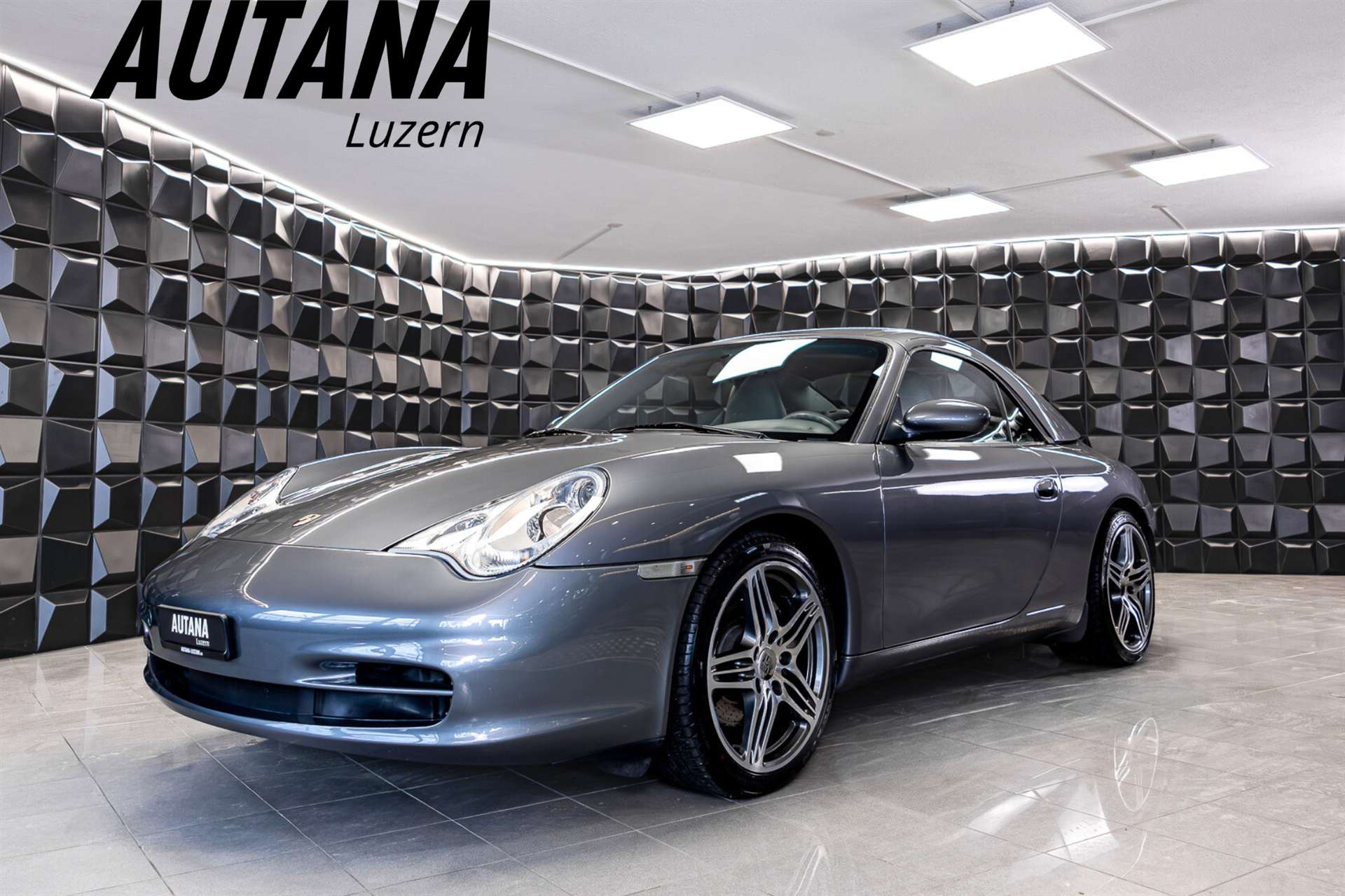 PORSCHE 911 Carrera 4 Cabrio / Hardtop!