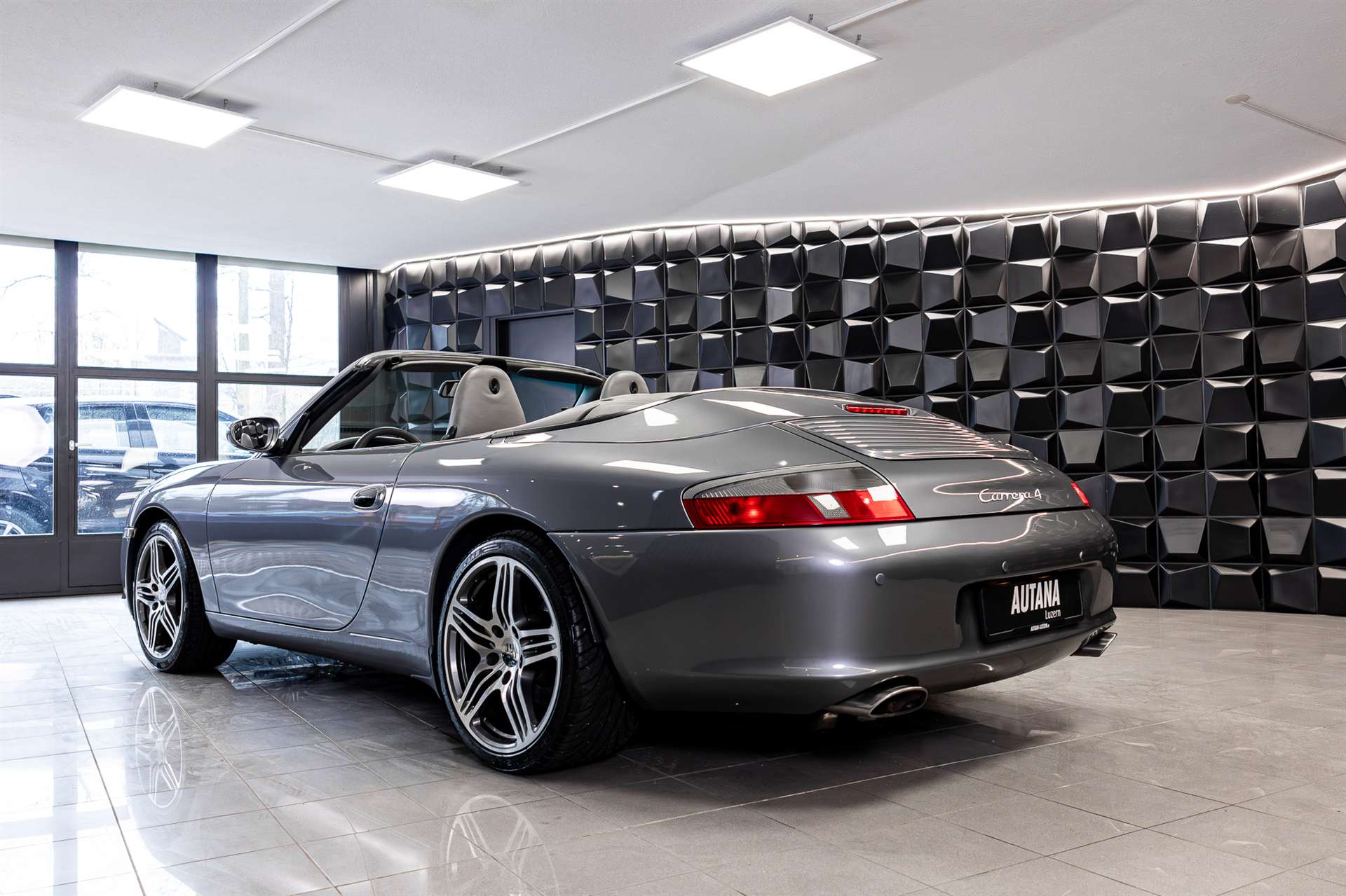 PORSCHE 911 Carrera 4 Cabrio / Hardtop!-showroom-element-3