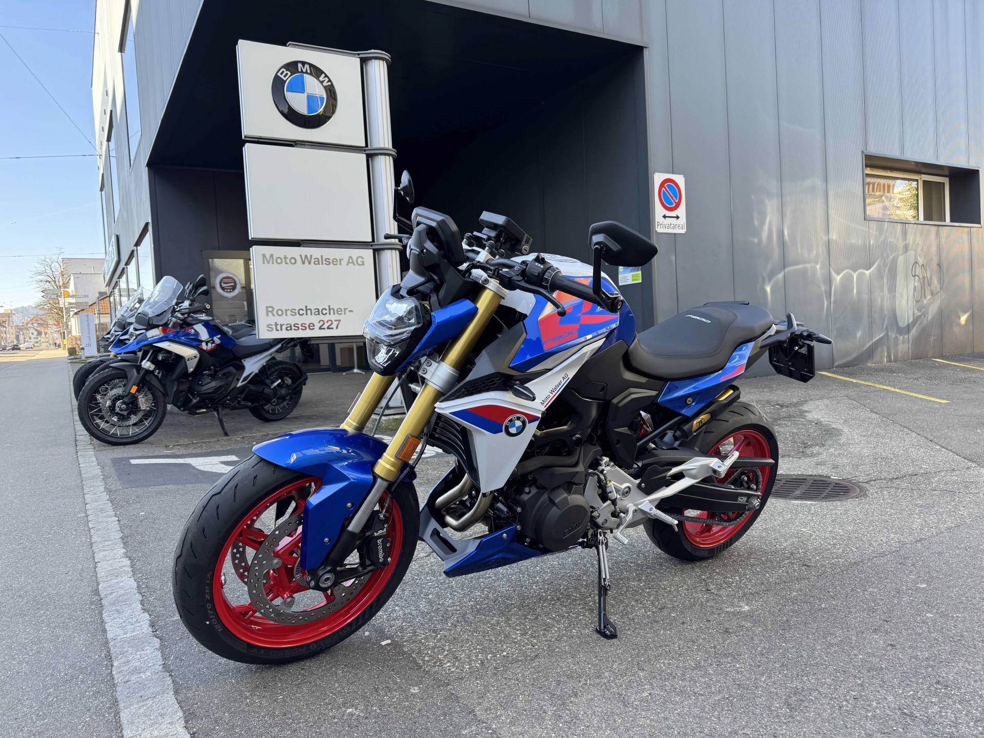 BMW F 900 R A2-image-0
