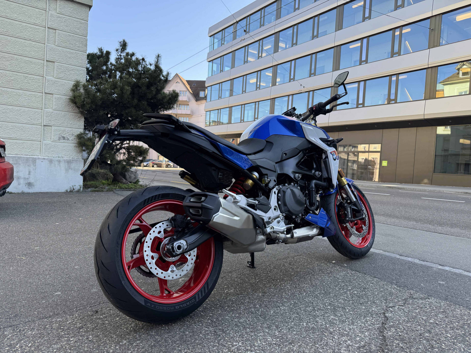 BMW F 900 R A2-image-3