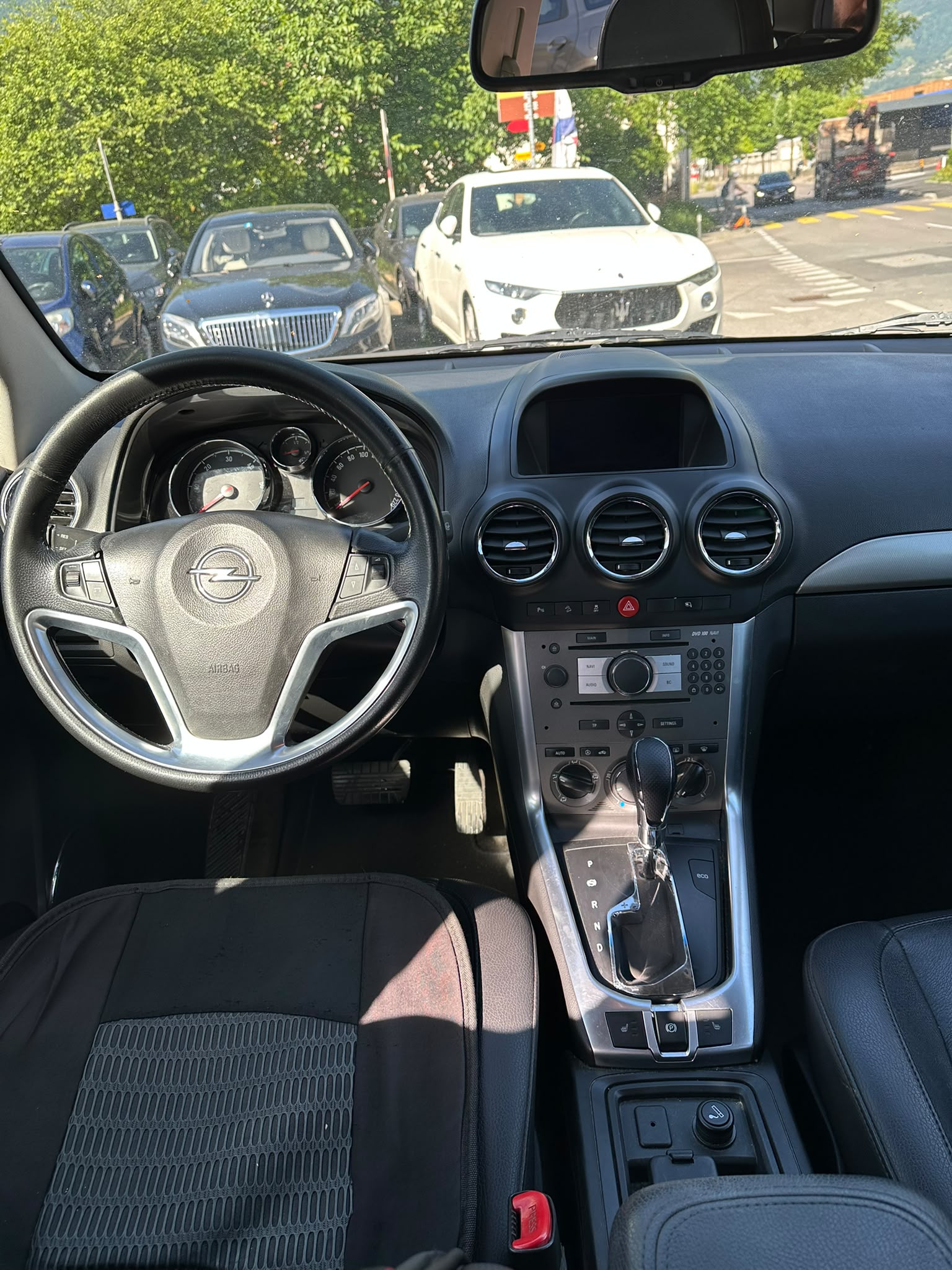 OPEL Antara 2.2 CDTi Cosmo 4WD Automatic-image-9