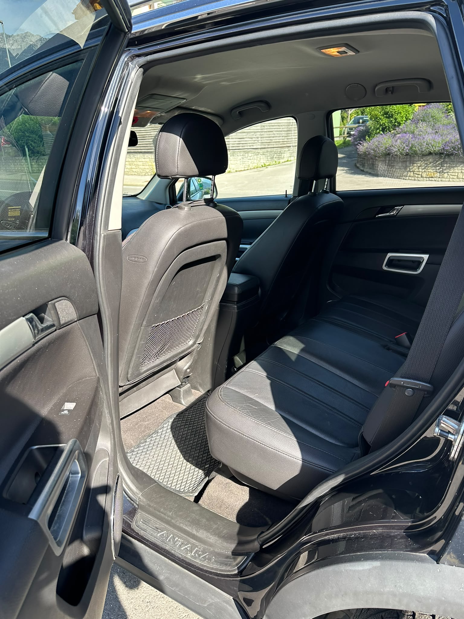 OPEL Antara 2.2 CDTi Cosmo 4WD Automatic-image-12