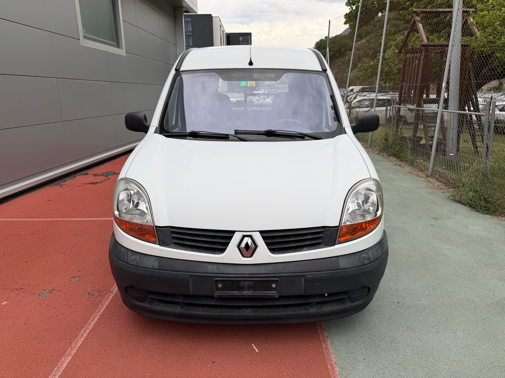 RENAULT Kangoo 1.5 dCi-image-2