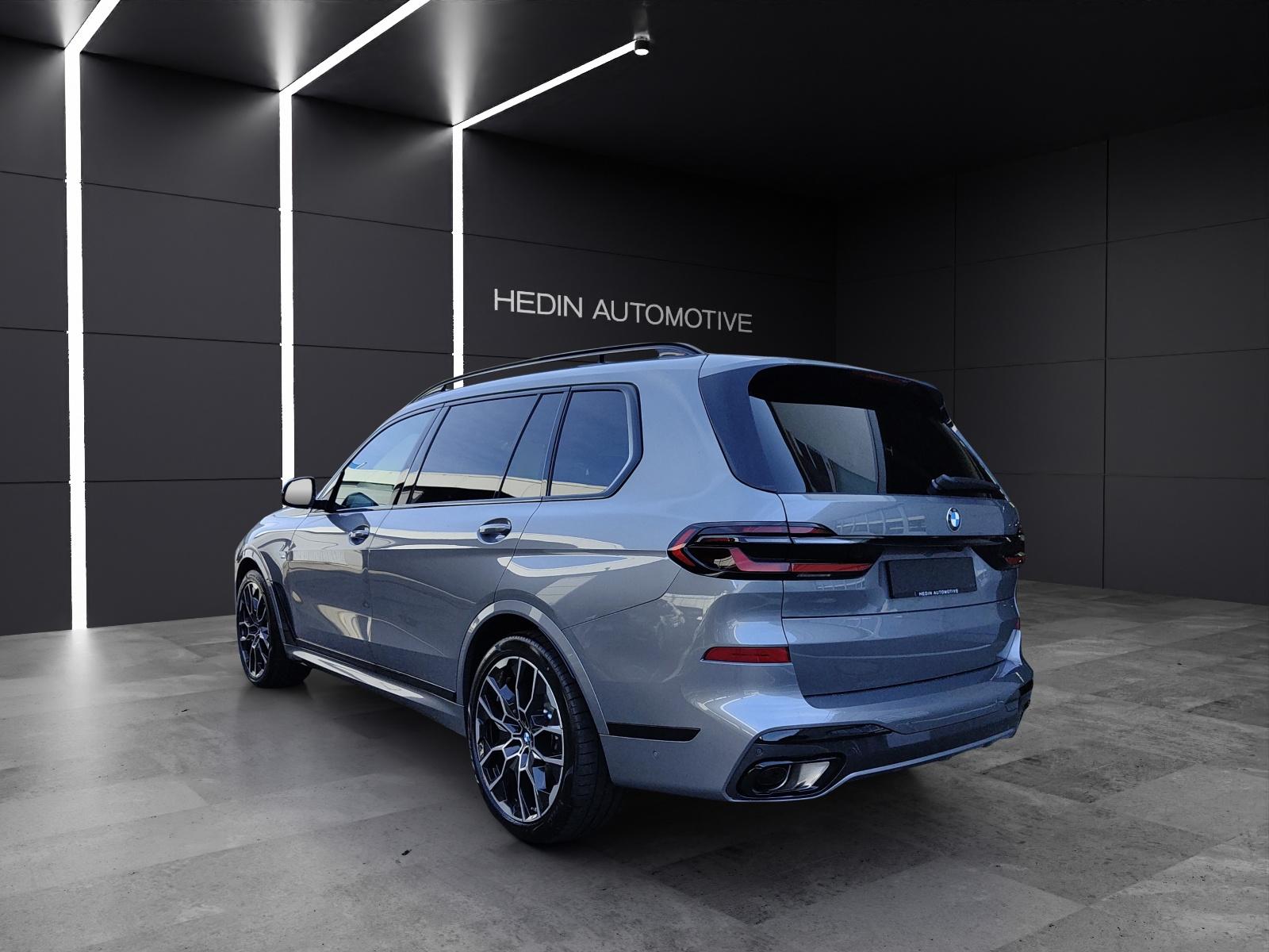 BMW X7 40d xDrive-showroom-element-3