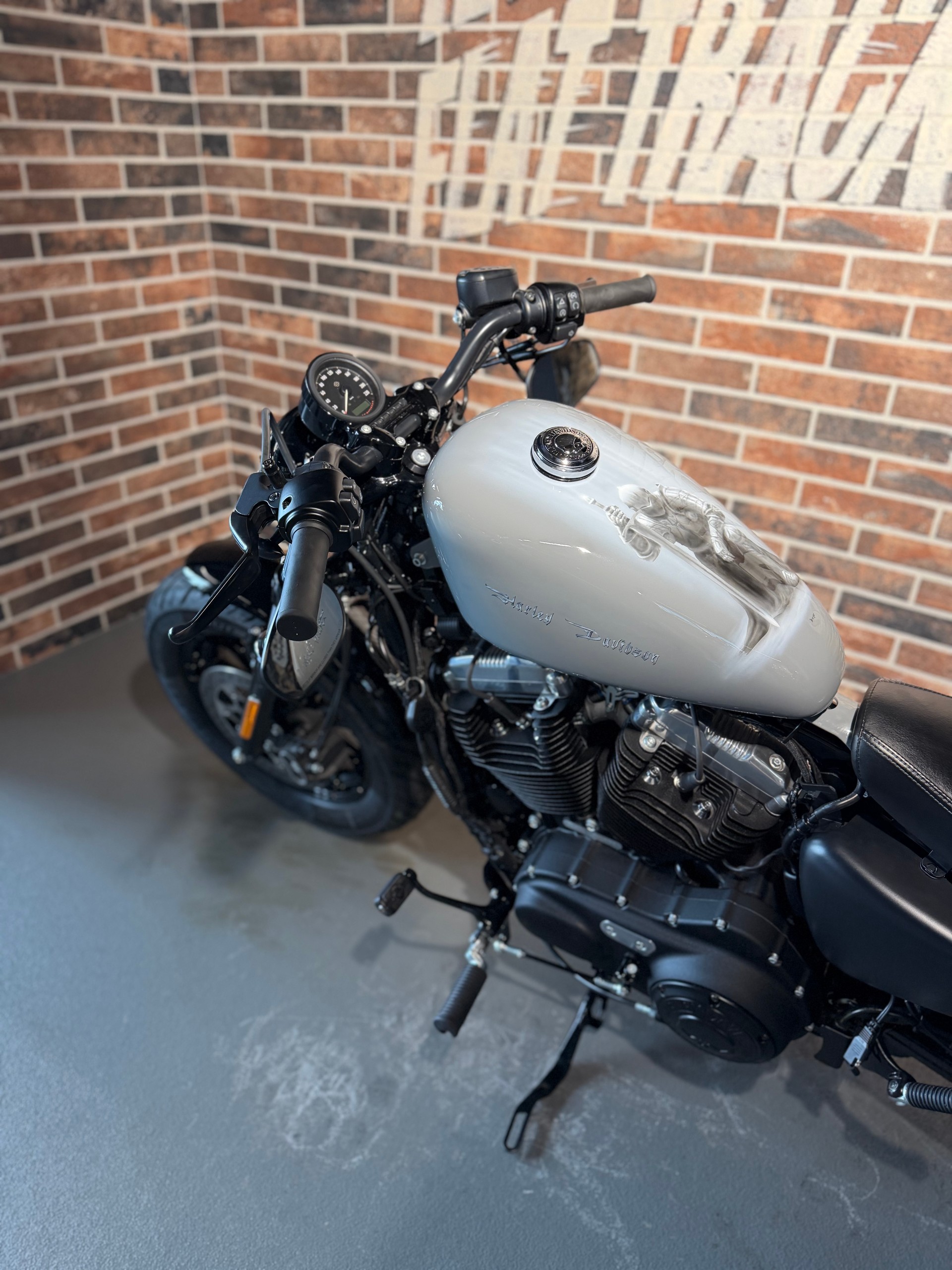 HARLEY-DAVIDSON XL 1200 X Forty Eight ABS (35kw)-image-4