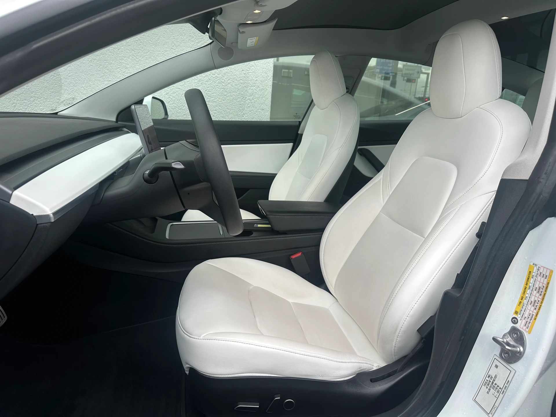 TESLA Model 3 Long Range Dual Motor AWD-image-6
