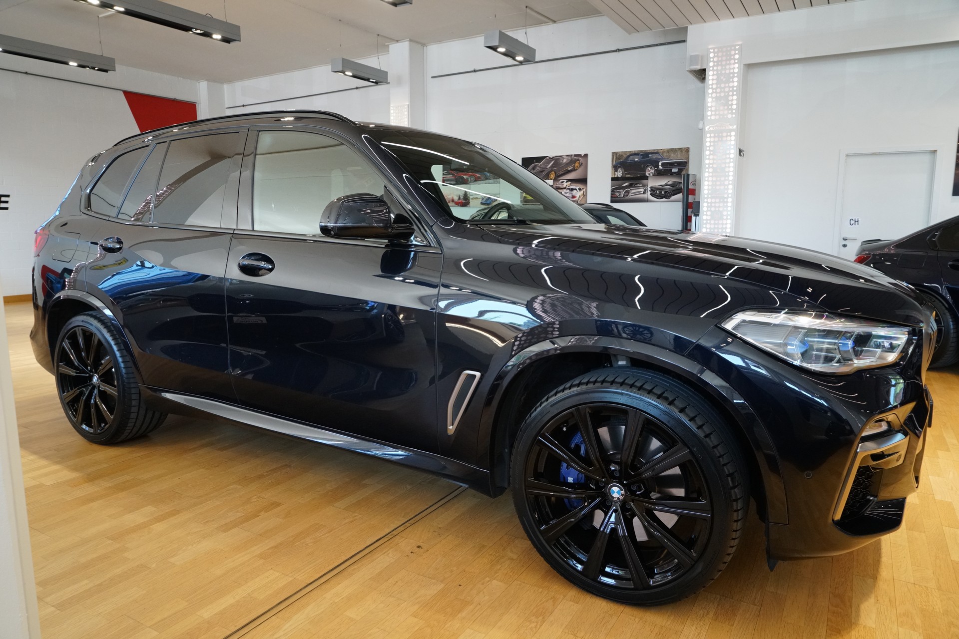BMW X5 xDrive M50i Steptronic-image-8