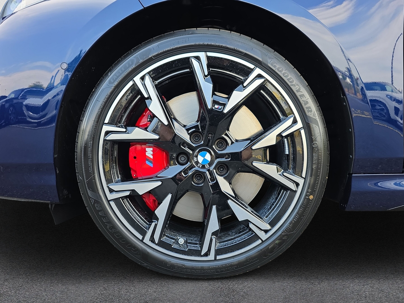 BMW 123 xDrive M Sport Pro Steptronic-image-9