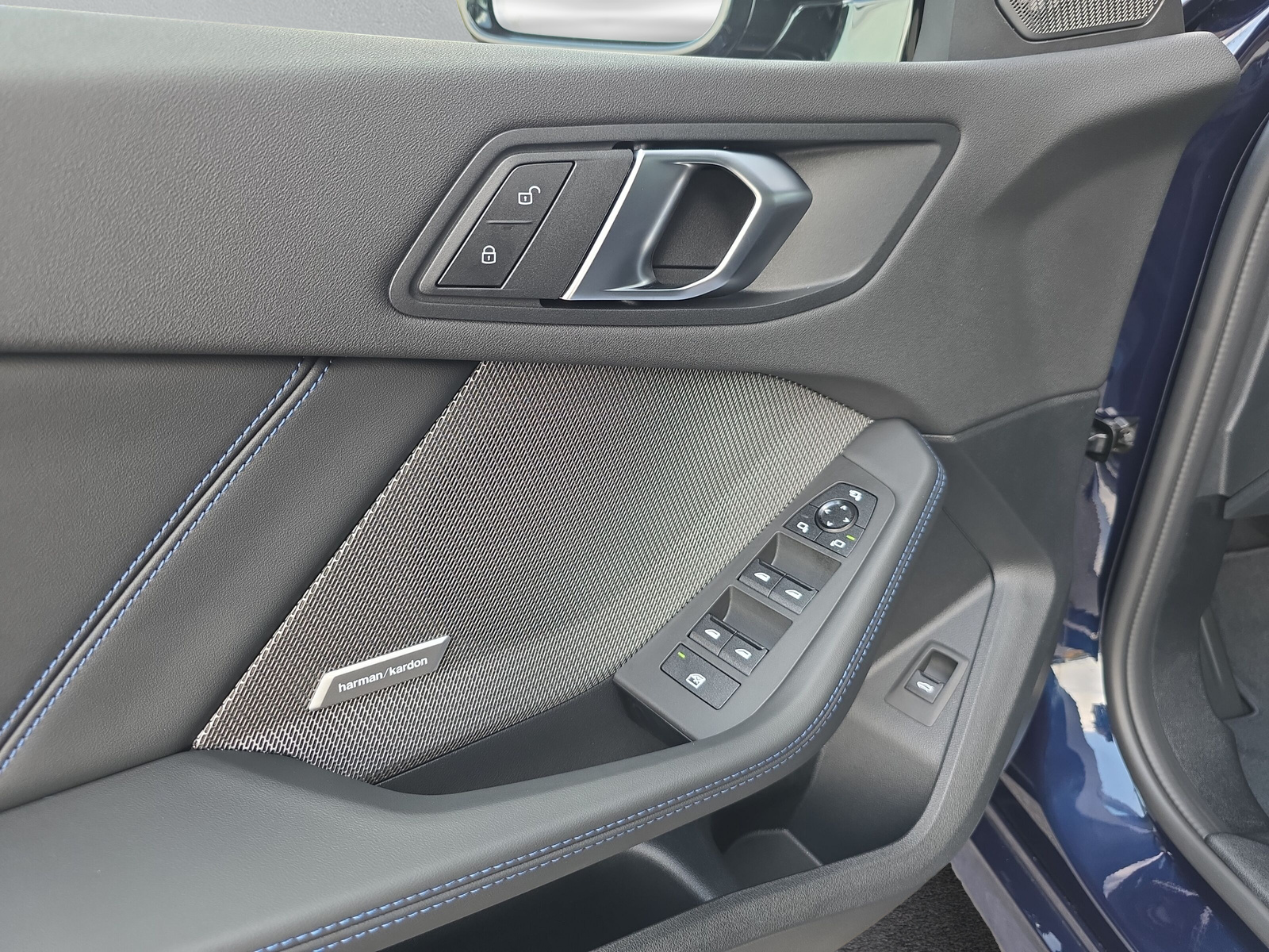 BMW 123 xDrive M Sport Pro Steptronic-image-20