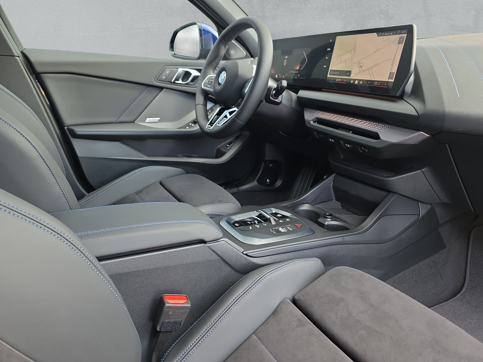 BMW 123 xDrive M Sport Pro Steptronic-image-14