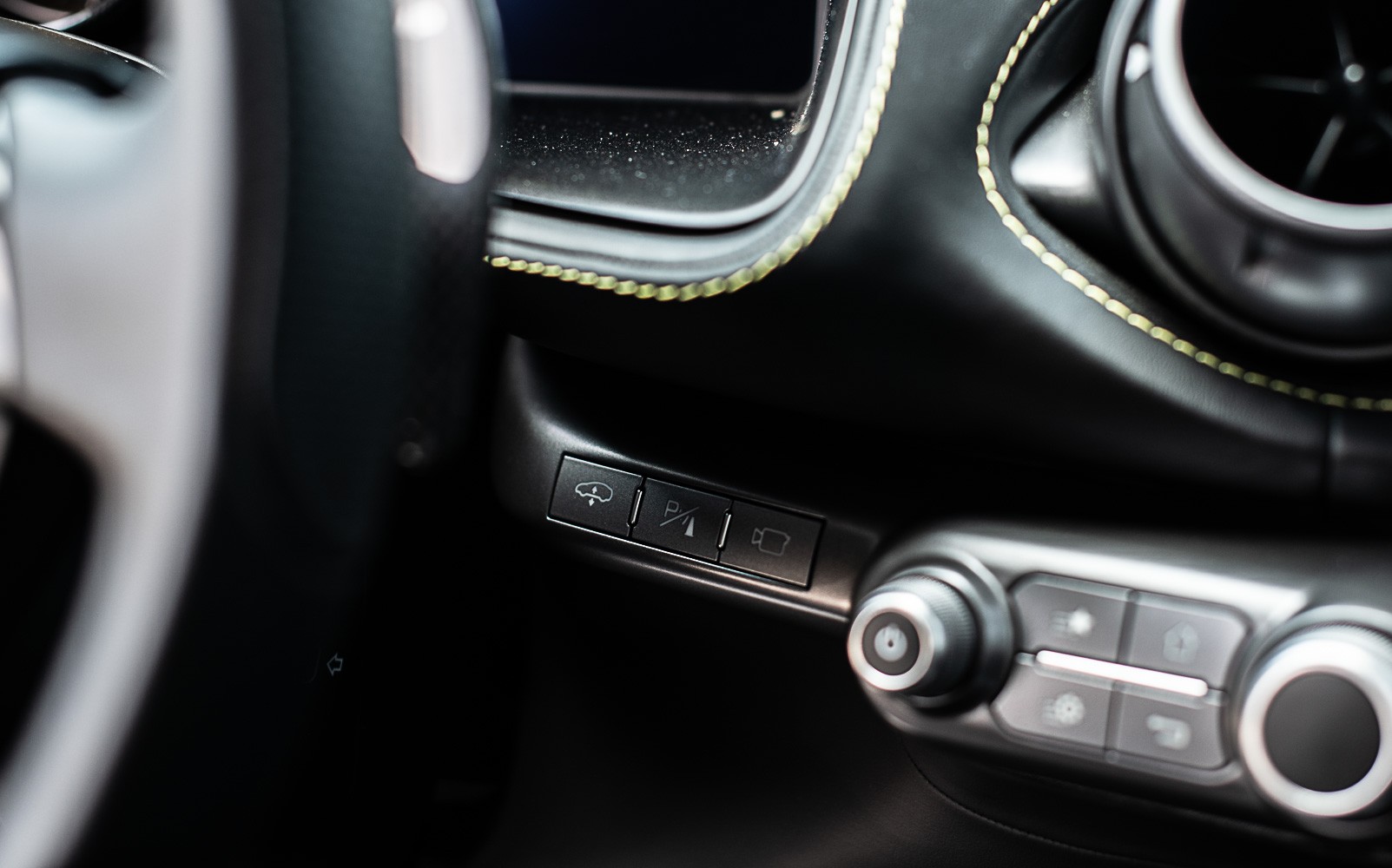 FERRARI 812 Superfast-image-22