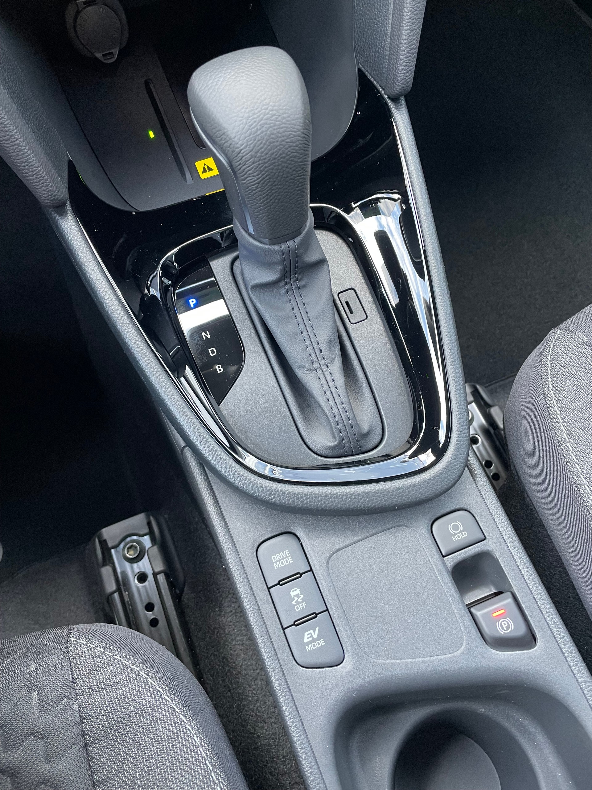 TOYOTA Yaris Cross 1.5 Trend e-CVT-image-19