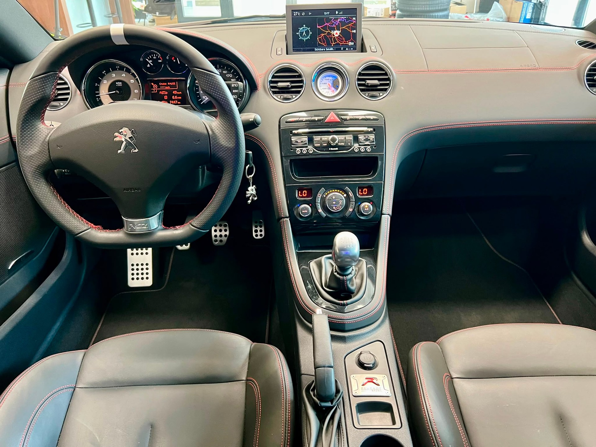 PEUGEOT RCZ 1.6 270 Turbo R-image-4