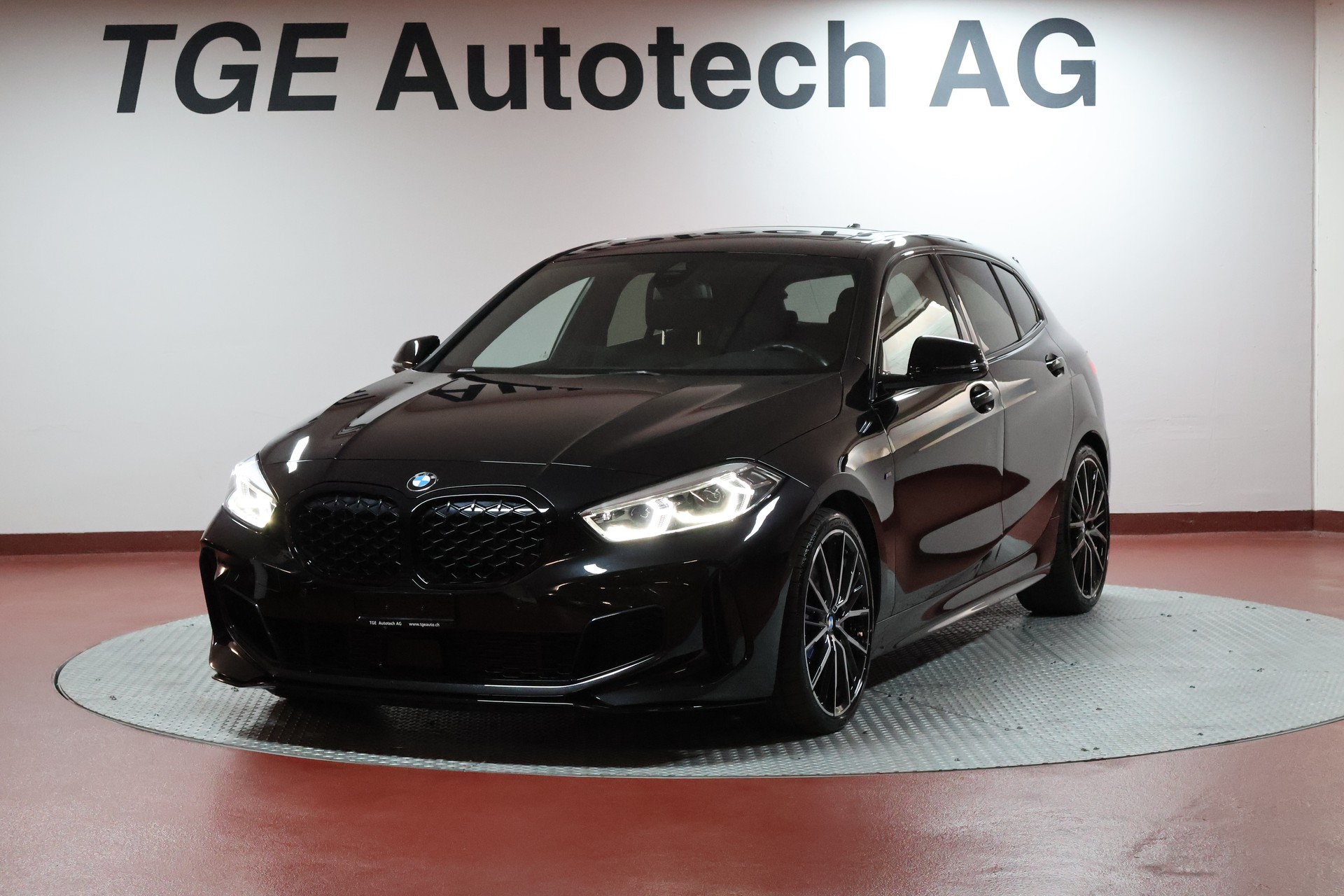 BMW M135i xDrive Steptronic