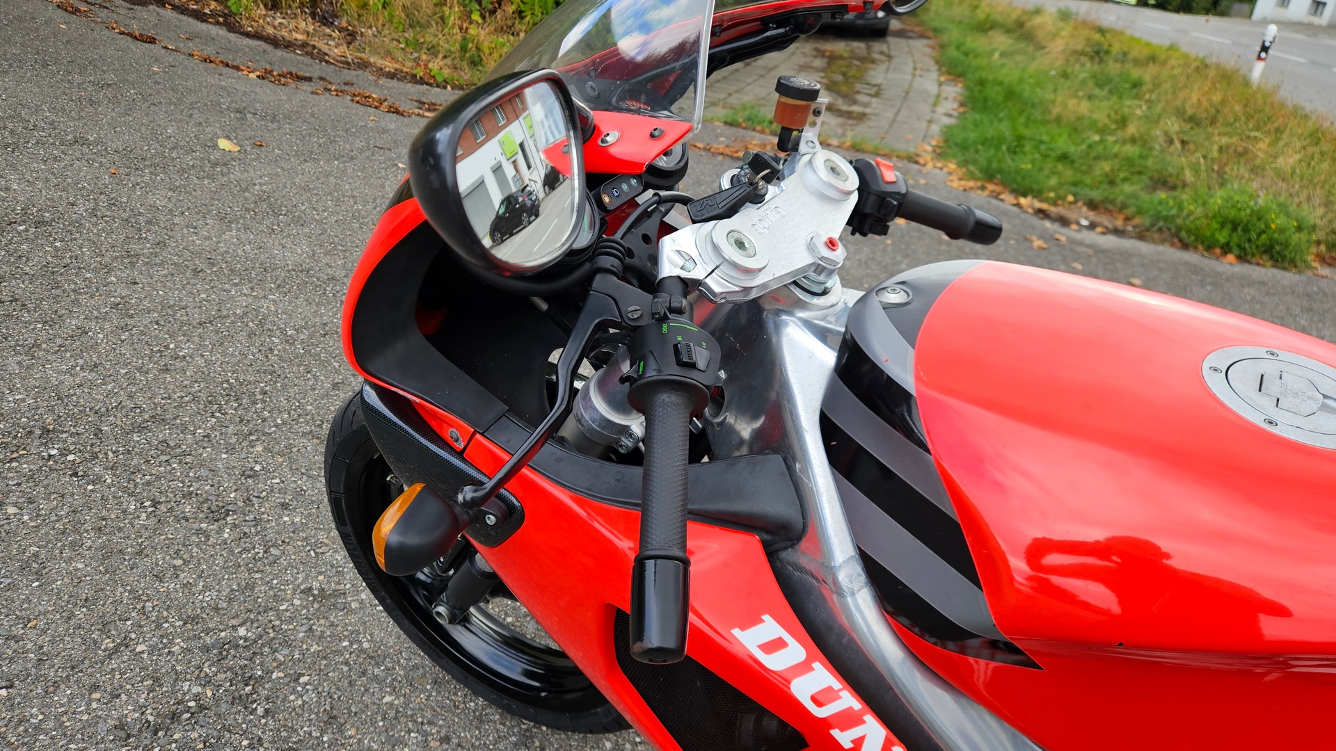 APRILIA RS 125-image-7