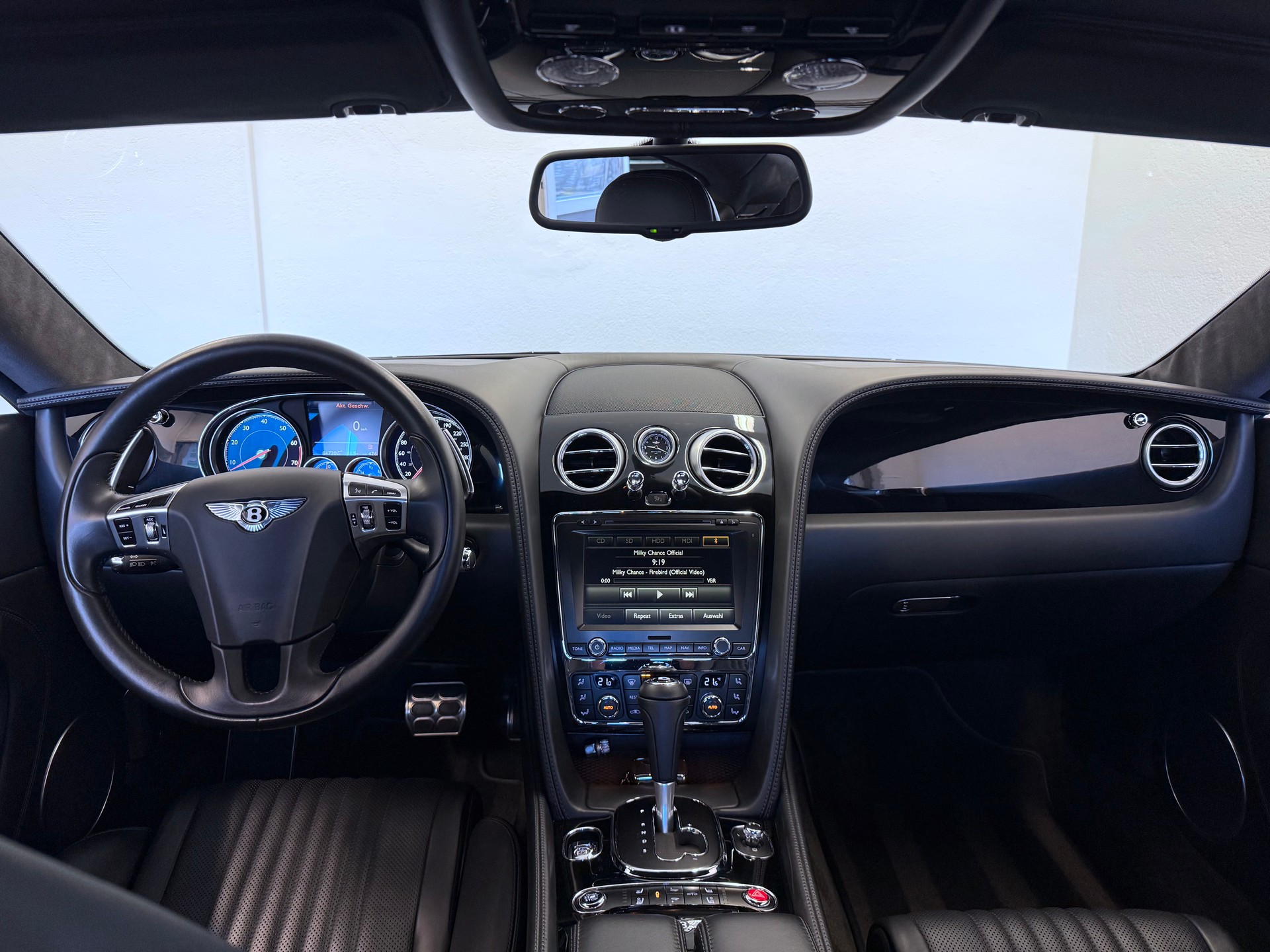 BENTLEY Continental GT 4.0 V8 "ALL BLACK"-image-11