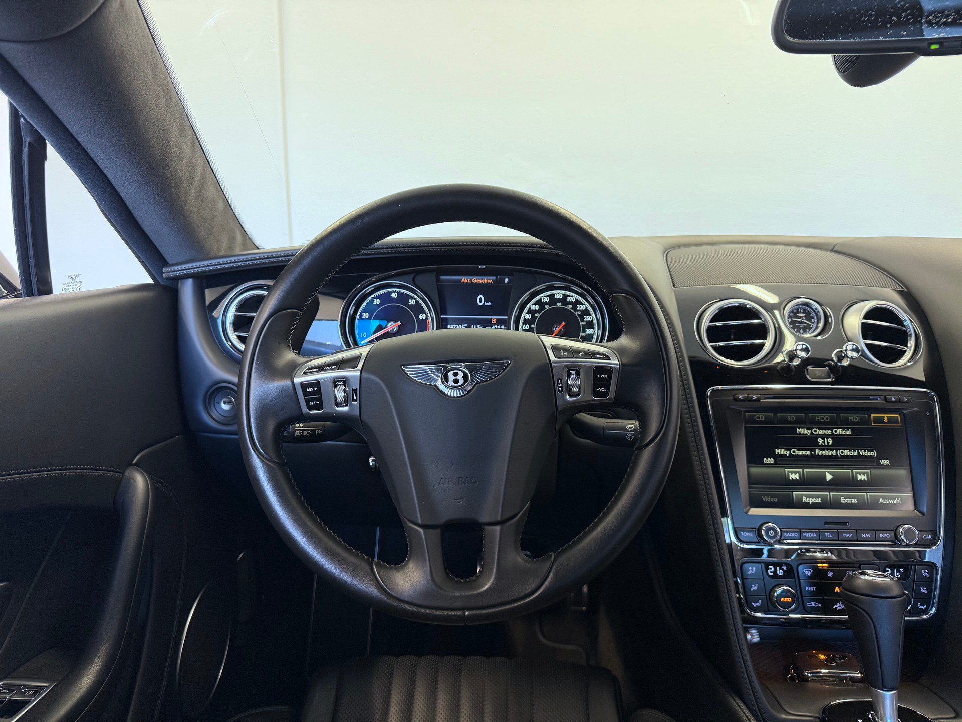 BENTLEY Continental GT 4.0 V8 "ALL BLACK"-image-14