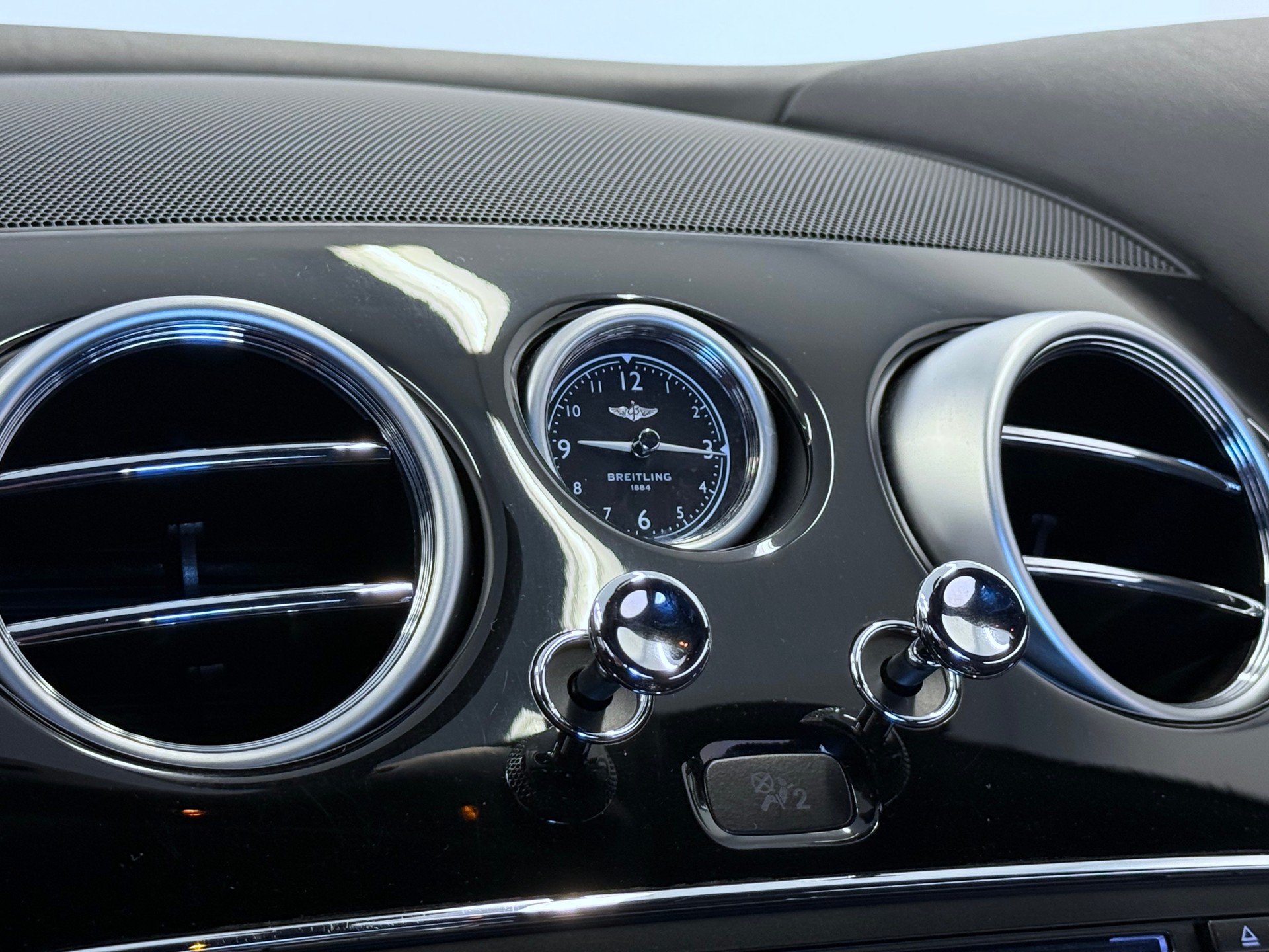 BENTLEY Continental GT 4.0 V8 "ALL BLACK"-image-20