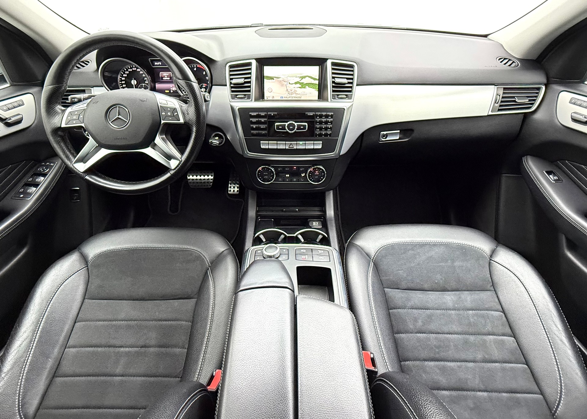 MERCEDES-BENZ ML 350 BlueTEC Executive 4Matic 7G-Tronic-image-7