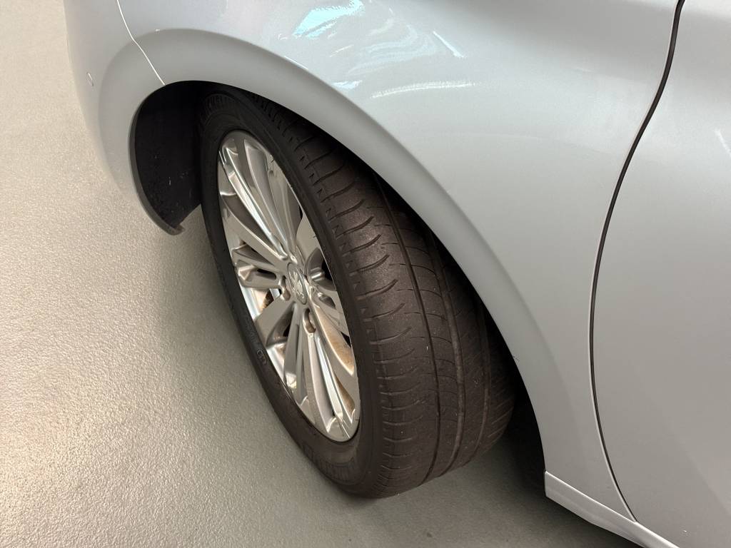 PEUGEOT 208 1.2 PureTech Allure EAT6-image-12
