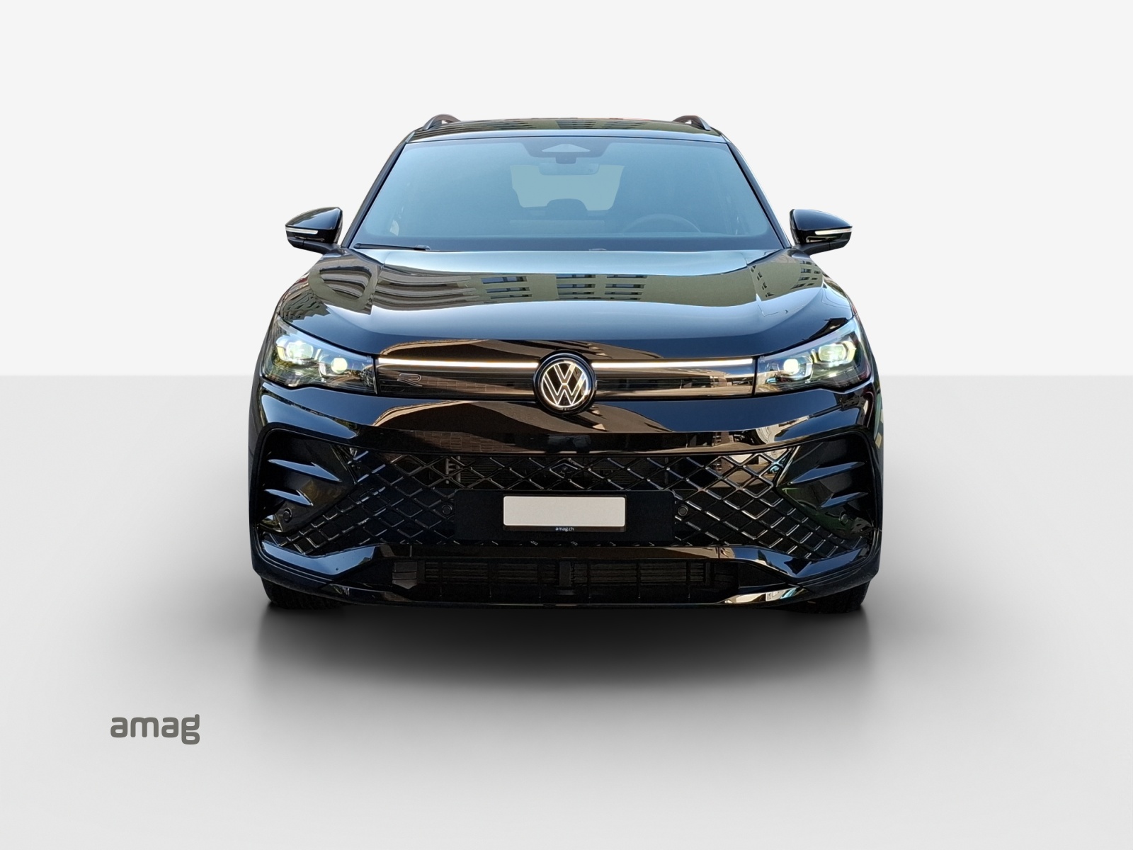 VW Tiguan 2.0 TSI DSG R-Line United 4Motion-image-6