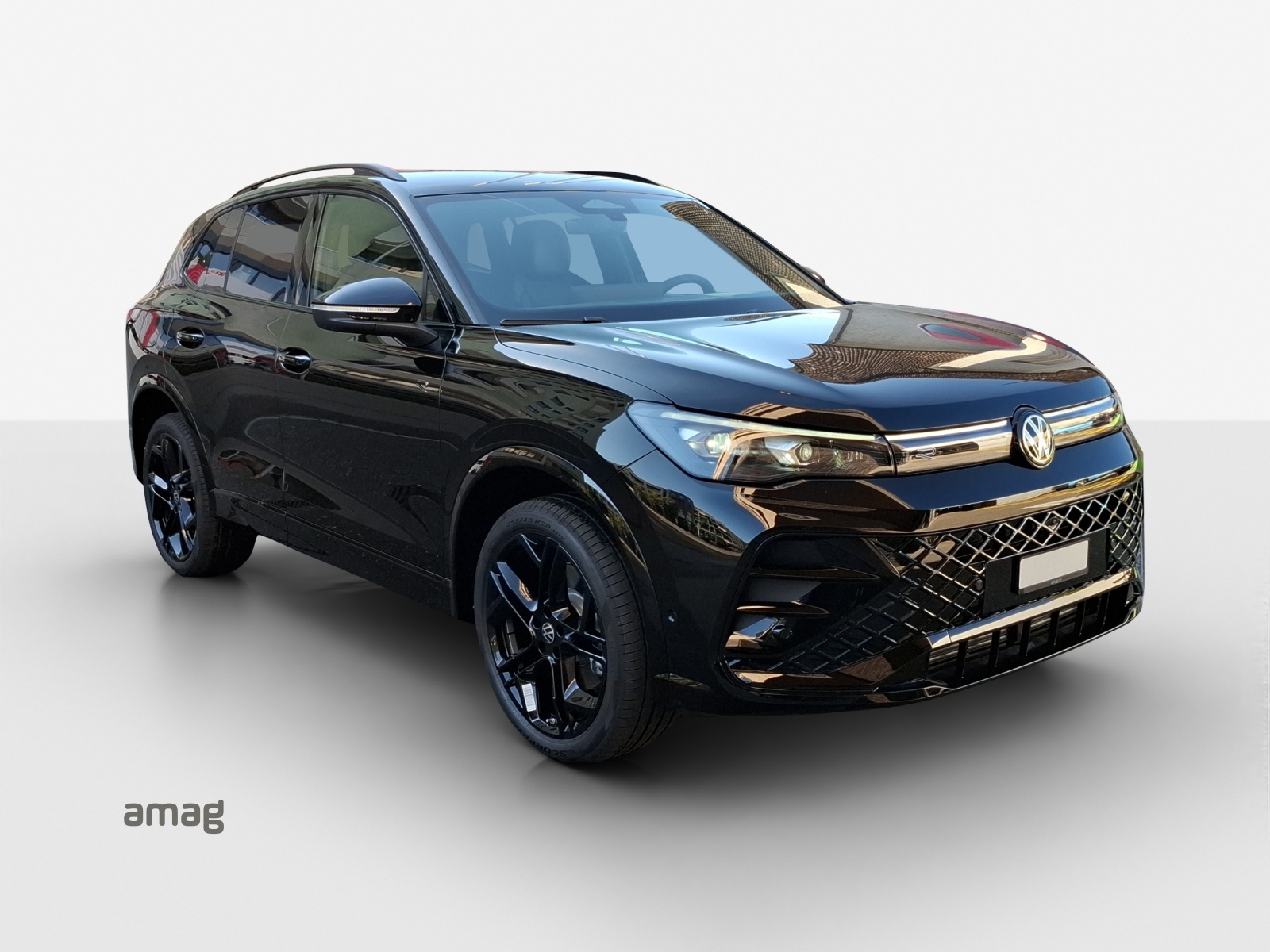VW Tiguan 2.0 TSI DSG R-Line United 4Motion-image-5