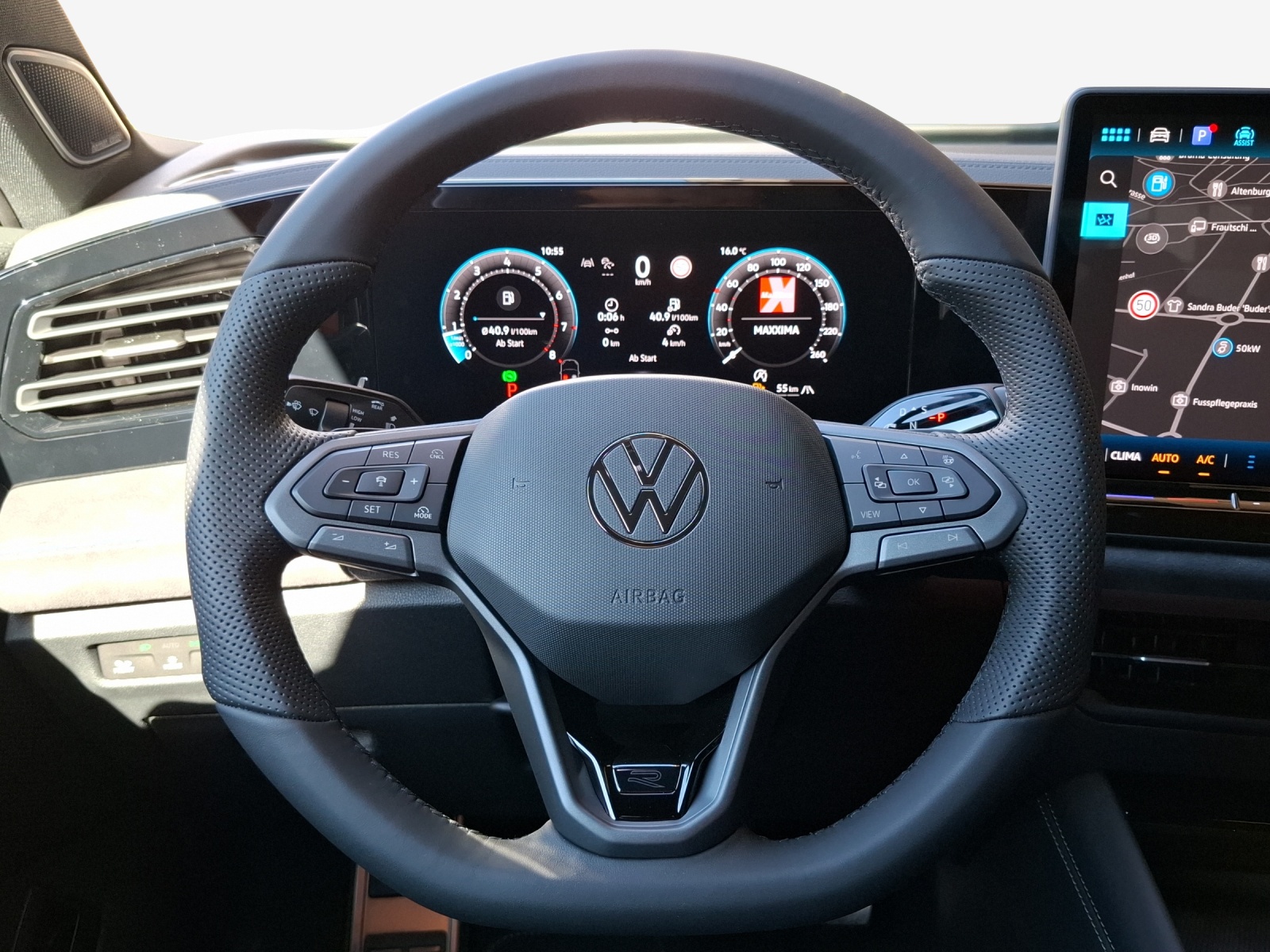 VW Tiguan 2.0 TSI DSG R-Line United 4Motion-image-9