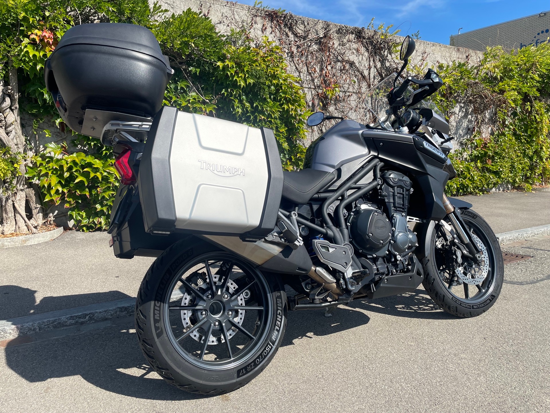 TRIUMPH Tiger 1200 Explorer ABS-image-2