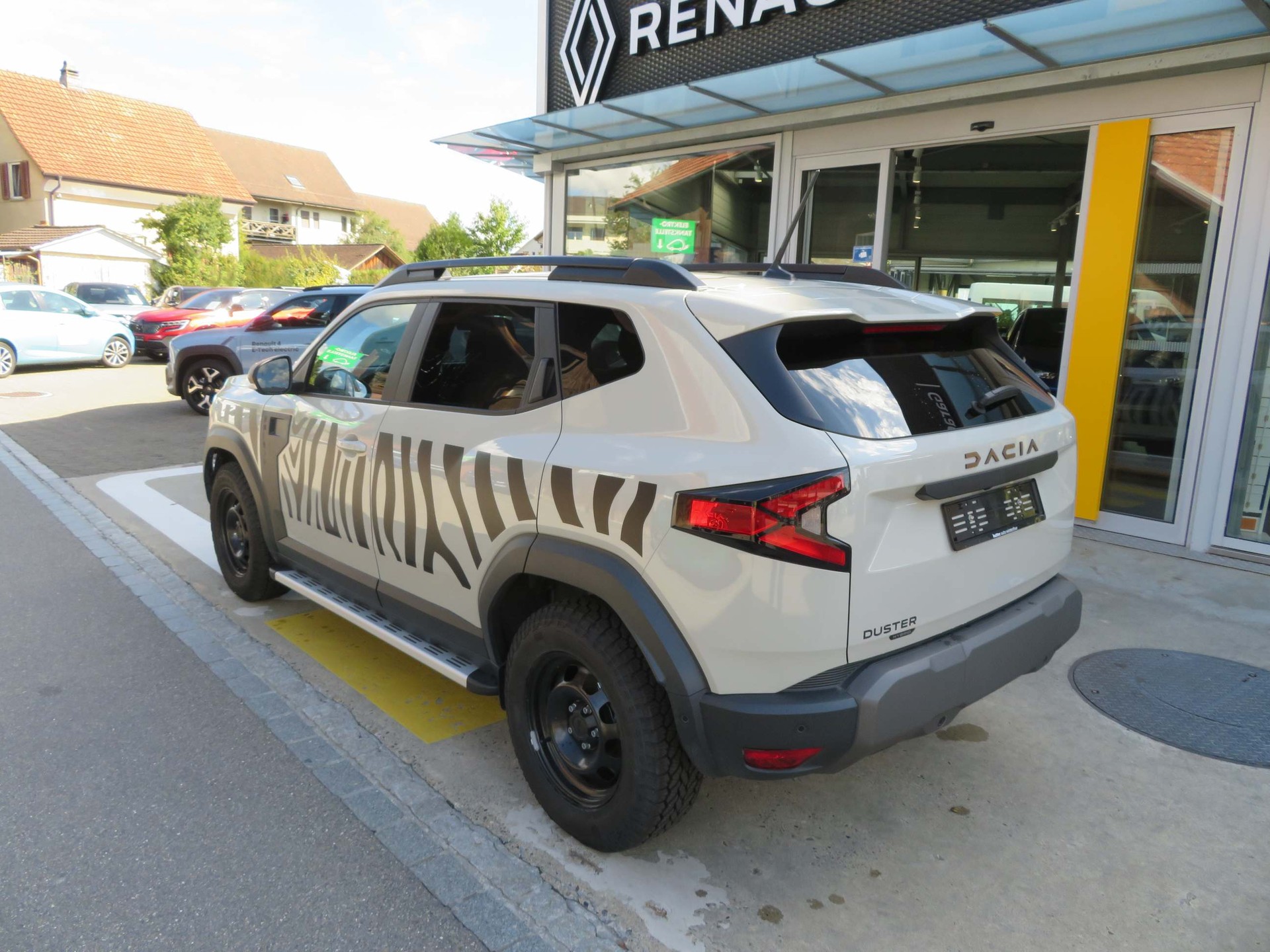 DACIA Duster 1.6 Hybrid Extreme-image-8