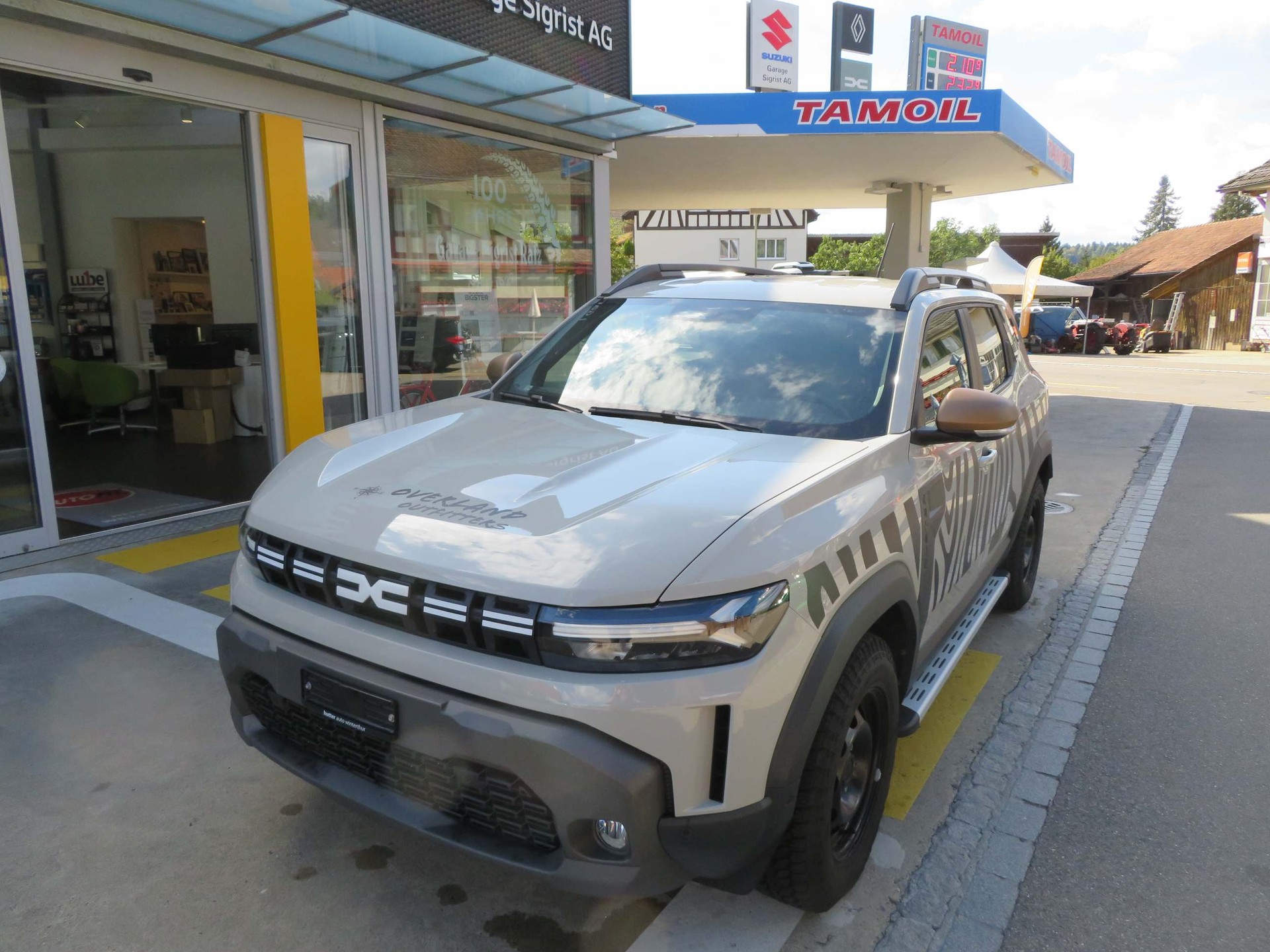 DACIA Duster 1.6 Hybrid Extreme-showroom-element-2