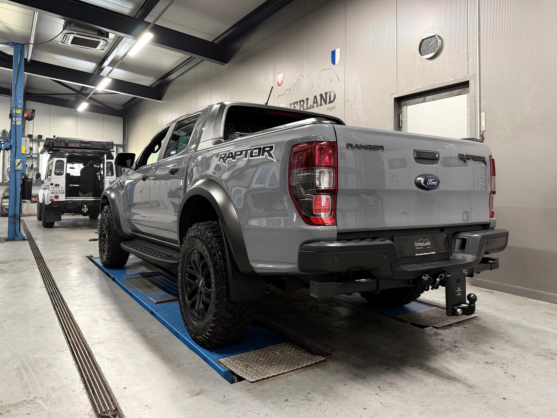 FORD Ranger Raptor 2.0 Eco Blue 4x4 A-showroom-element-2