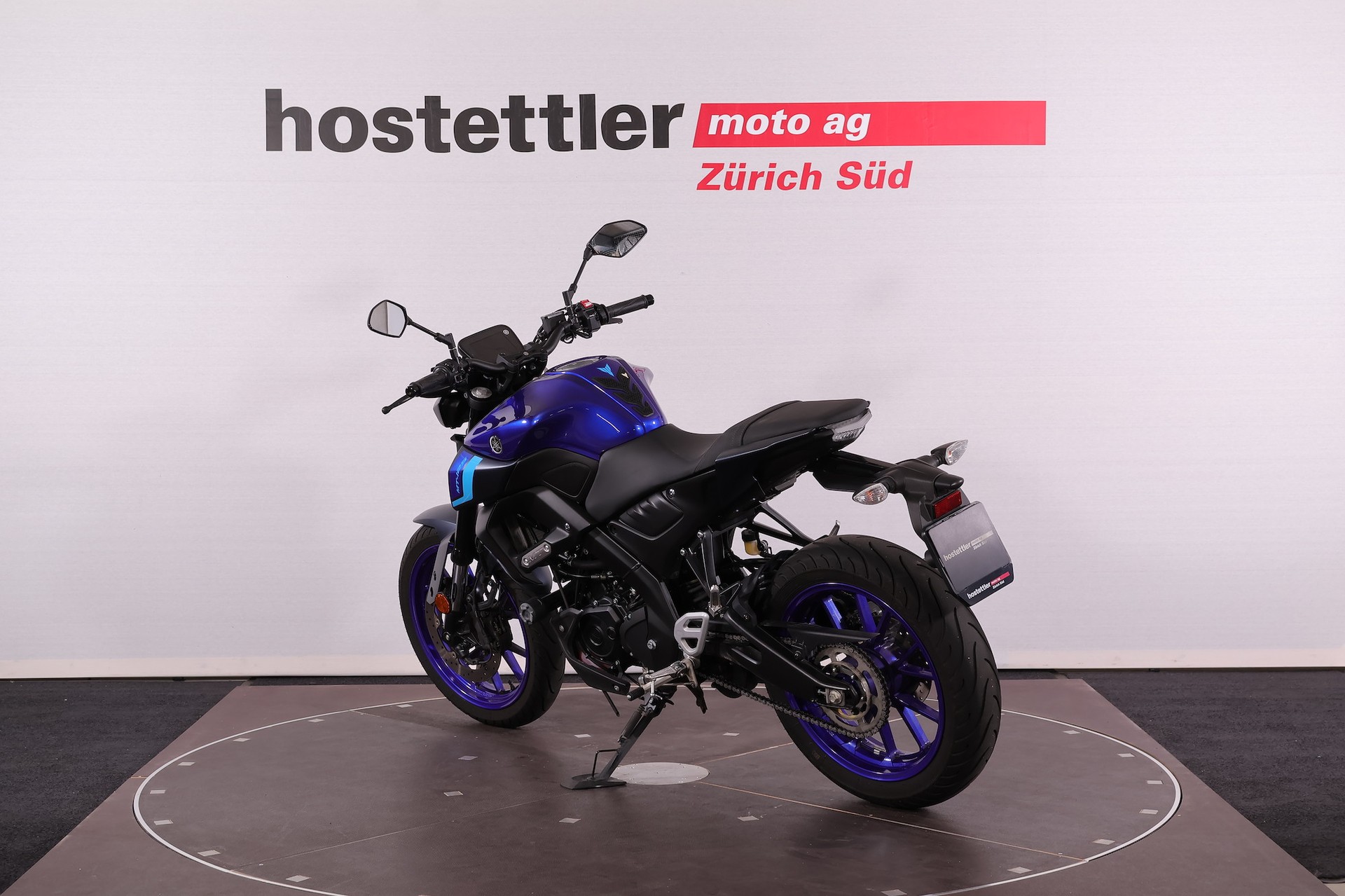 YAMAHA MT-125-showroom-element-1