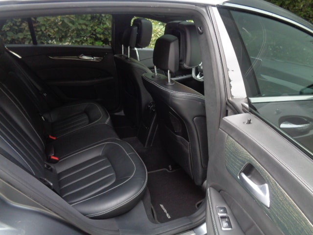 MERCEDES-BENZ CLS Shooting Brake 350 d 4Matic 9G-Tronic-image-5