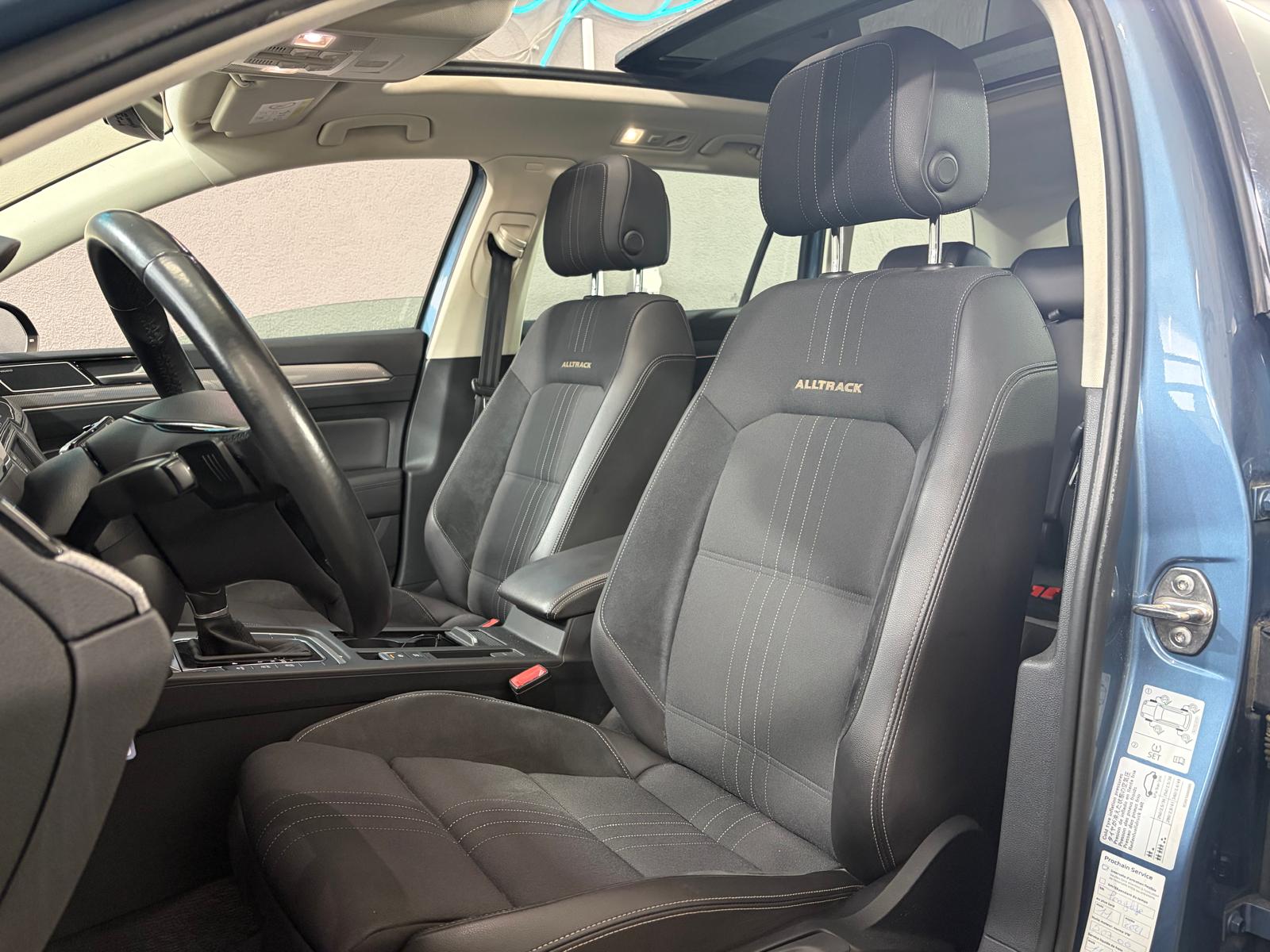 VW Passat Alltrack 2.0 TDI BMT 4Motion DSG - Attelage - Toit ouvrant-image-9