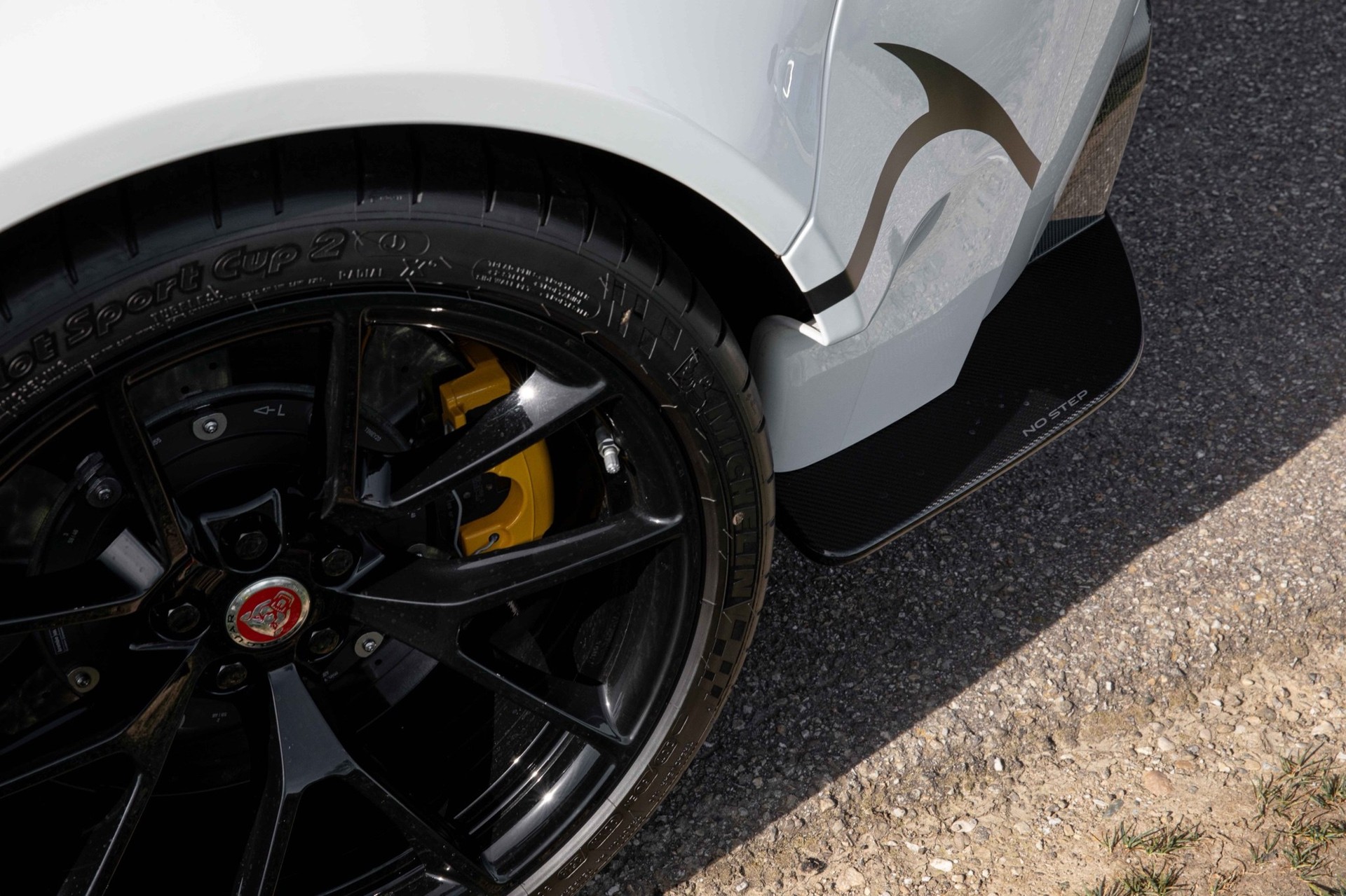 JAGUAR XE SVO Project 8, 1/62 weltweit mit Werksgarantie bis 8.27!-image-12