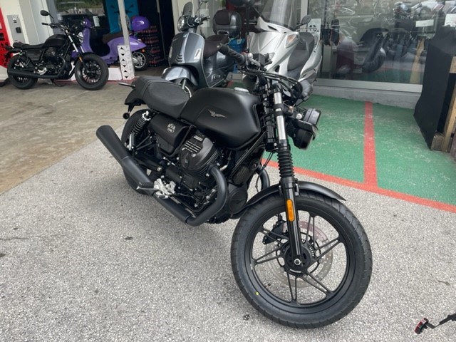 MOTO GUZZI V7 IV 850 Stone-image-4