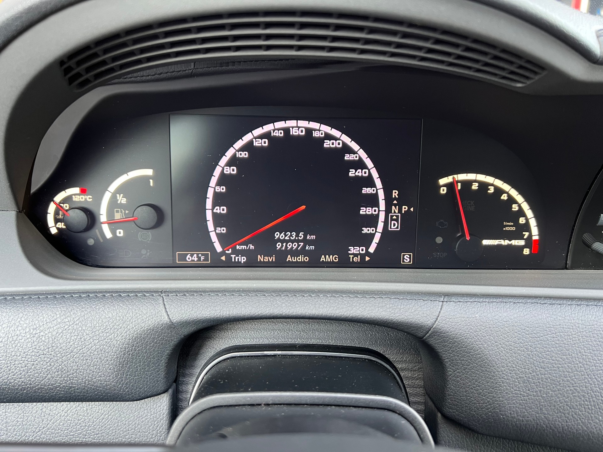 MERCEDES-BENZ CL 63 AMG 7G-Tronic-image-21