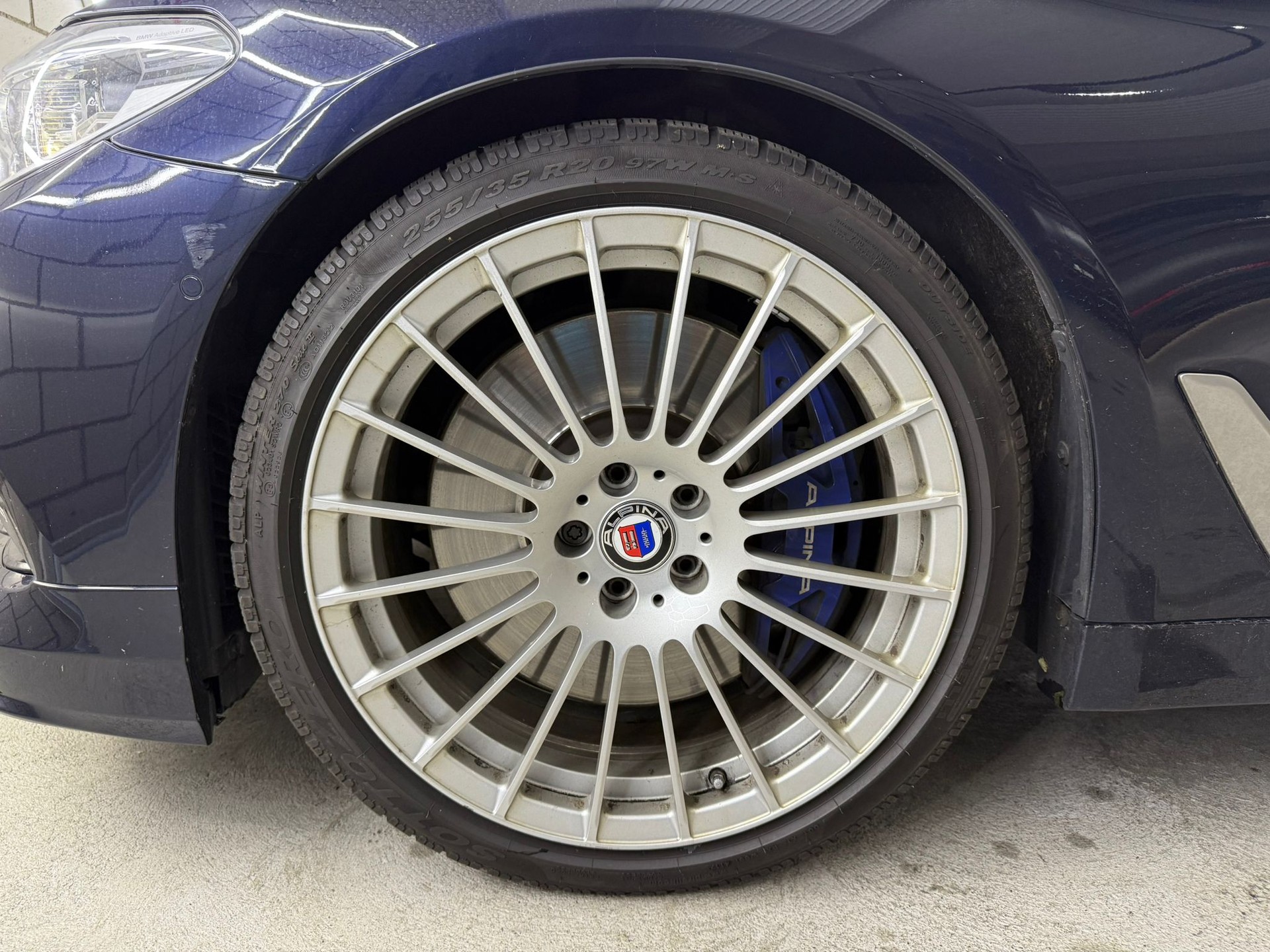 BMW-ALPINA B5 BiTurbo 4.4 V8 xDrive Switch-Tronic-image-12