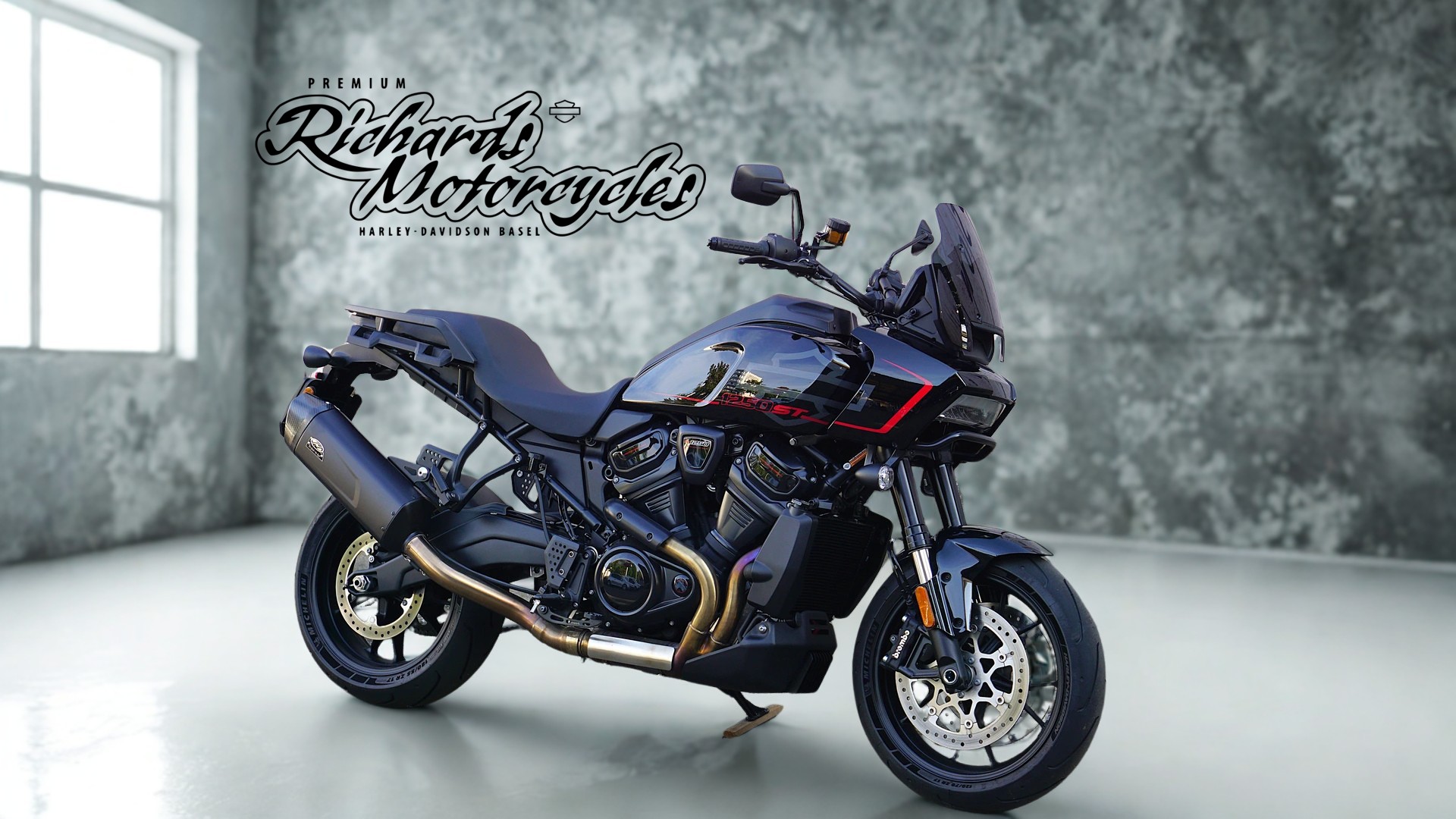 HARLEY-DAVIDSON RA Pan America 1250 ST-image-1