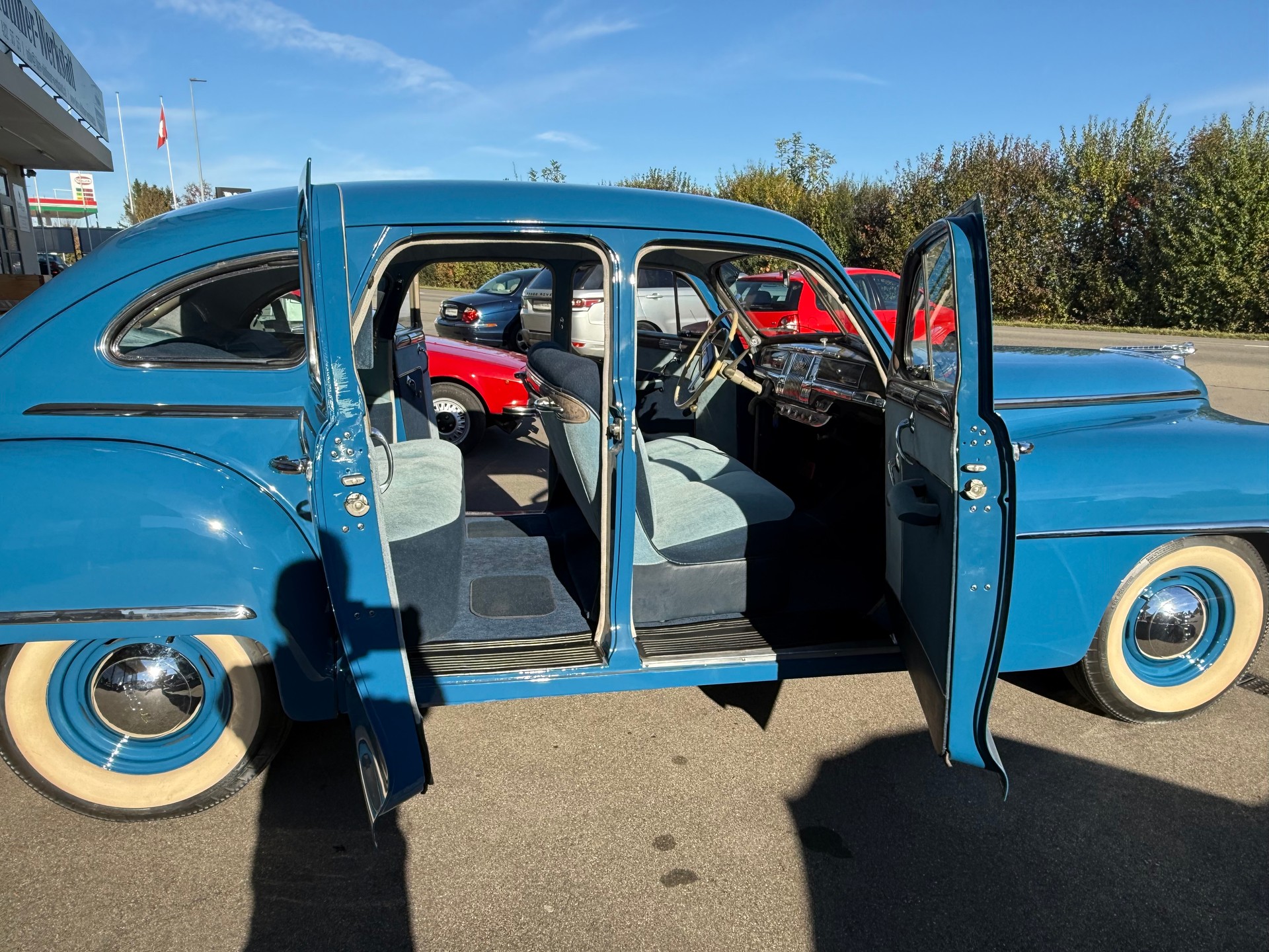 DESOTO Custom Sedan-image-7