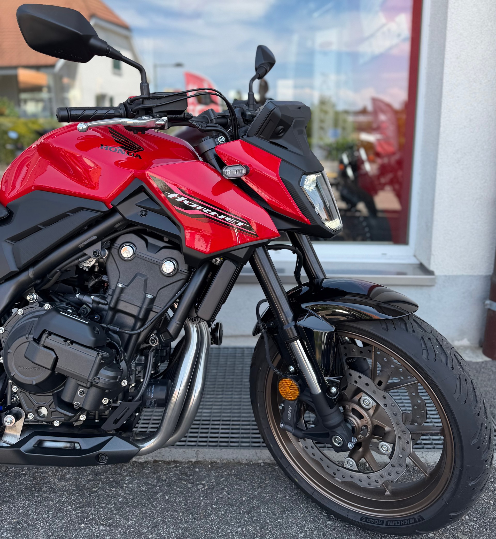 HONDA CB 500 Hornet E-Clutch 2026-image-4