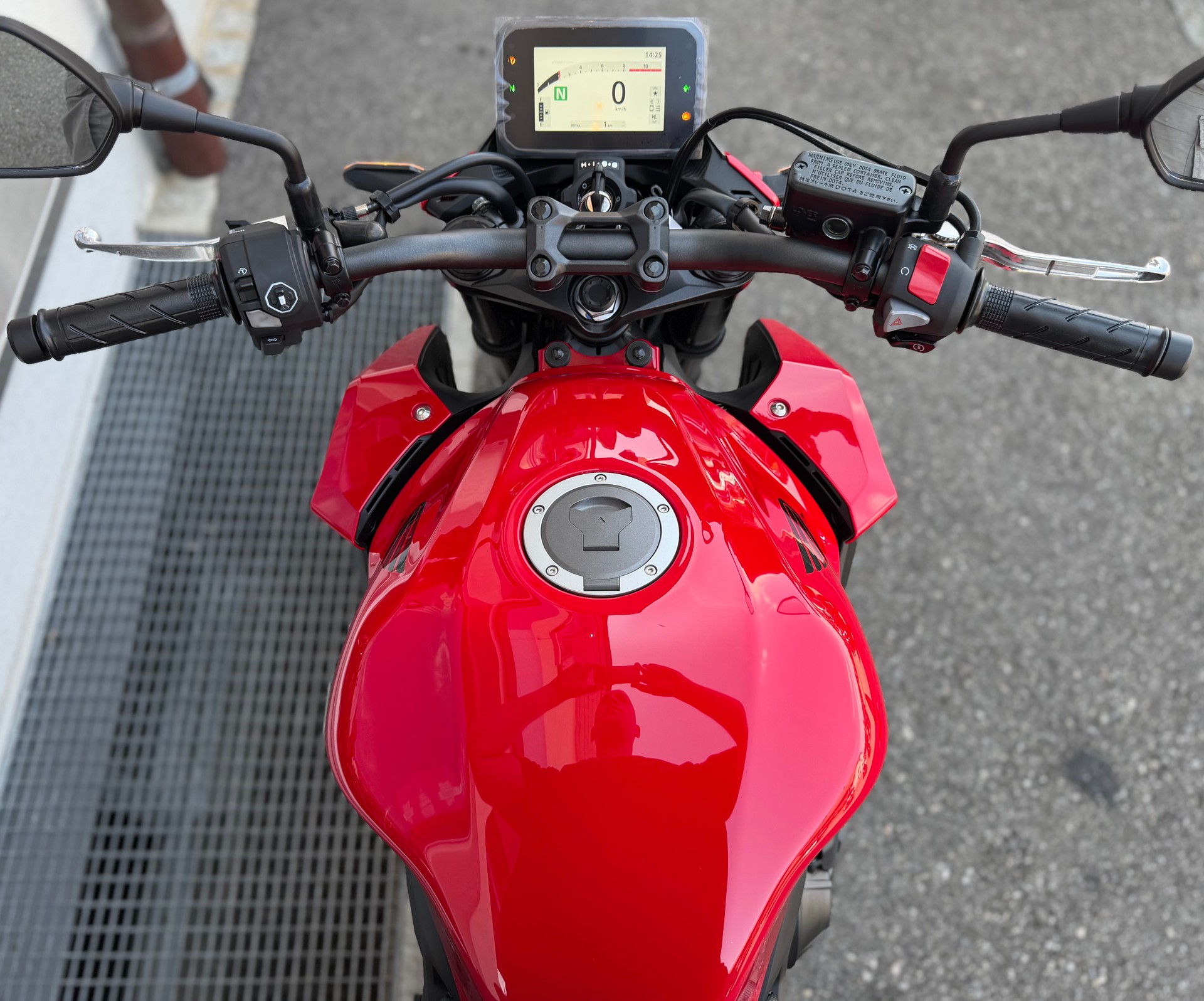 HONDA CB 500 Hornet E-Clutch 2026-image-8