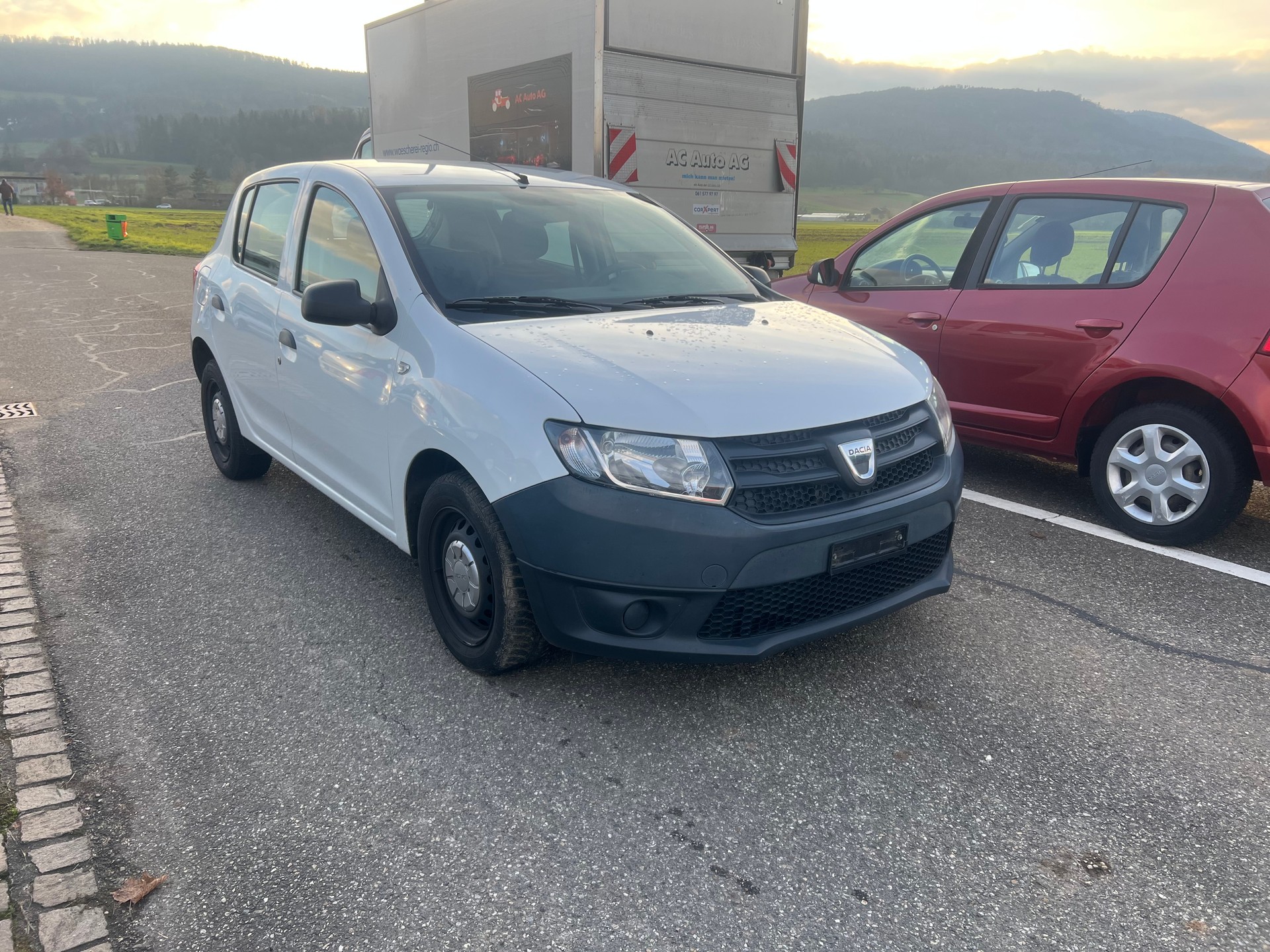 DACIA Sandero 1.2 Ambiance-image-1