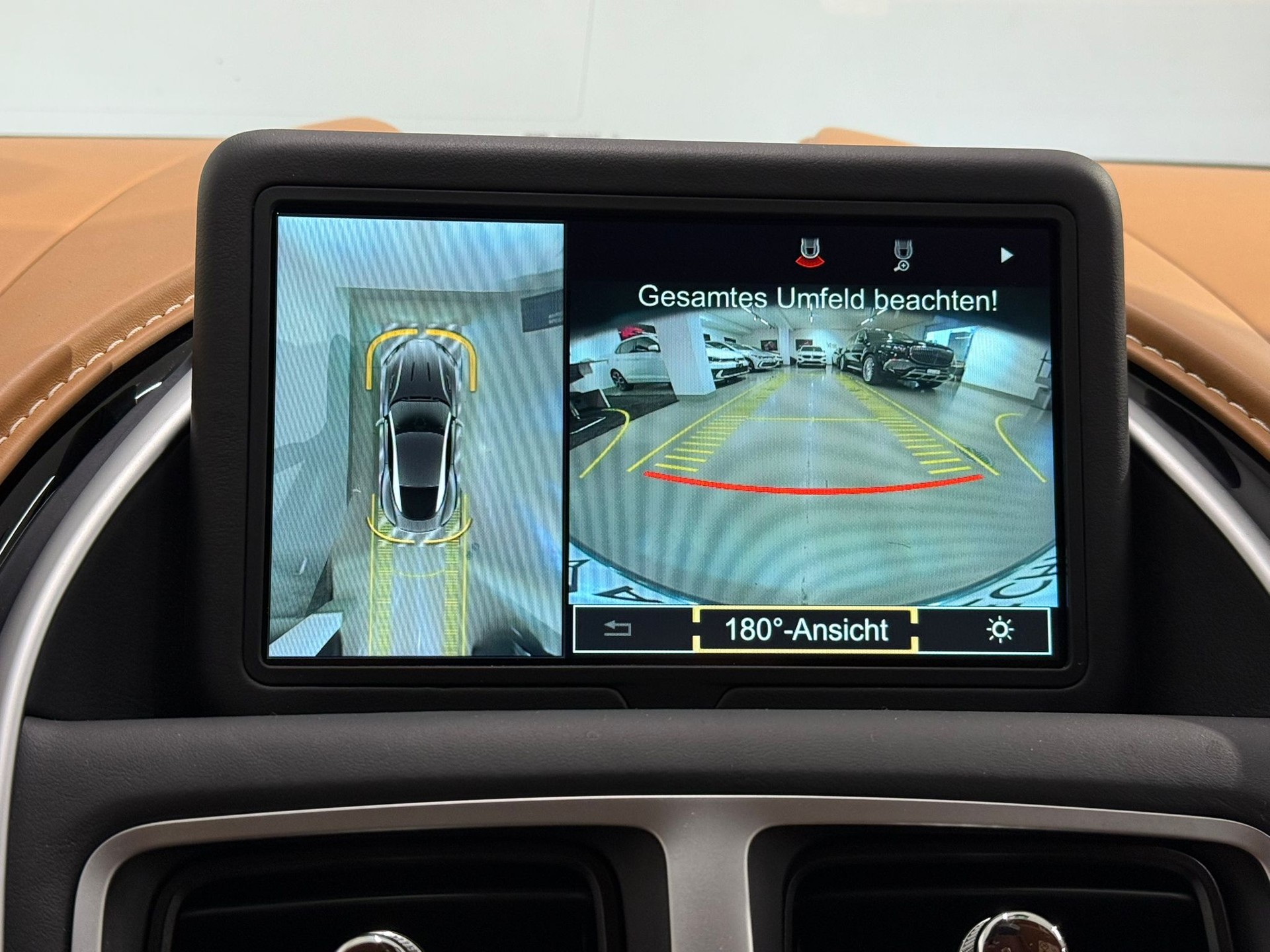 ASTON MARTIN DB11 V12 Launch Edition Touchtronic 3-image-15