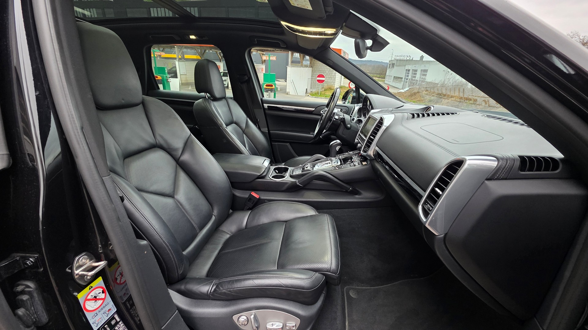 PORSCHE Cayenne S Diesel Automat-image-11