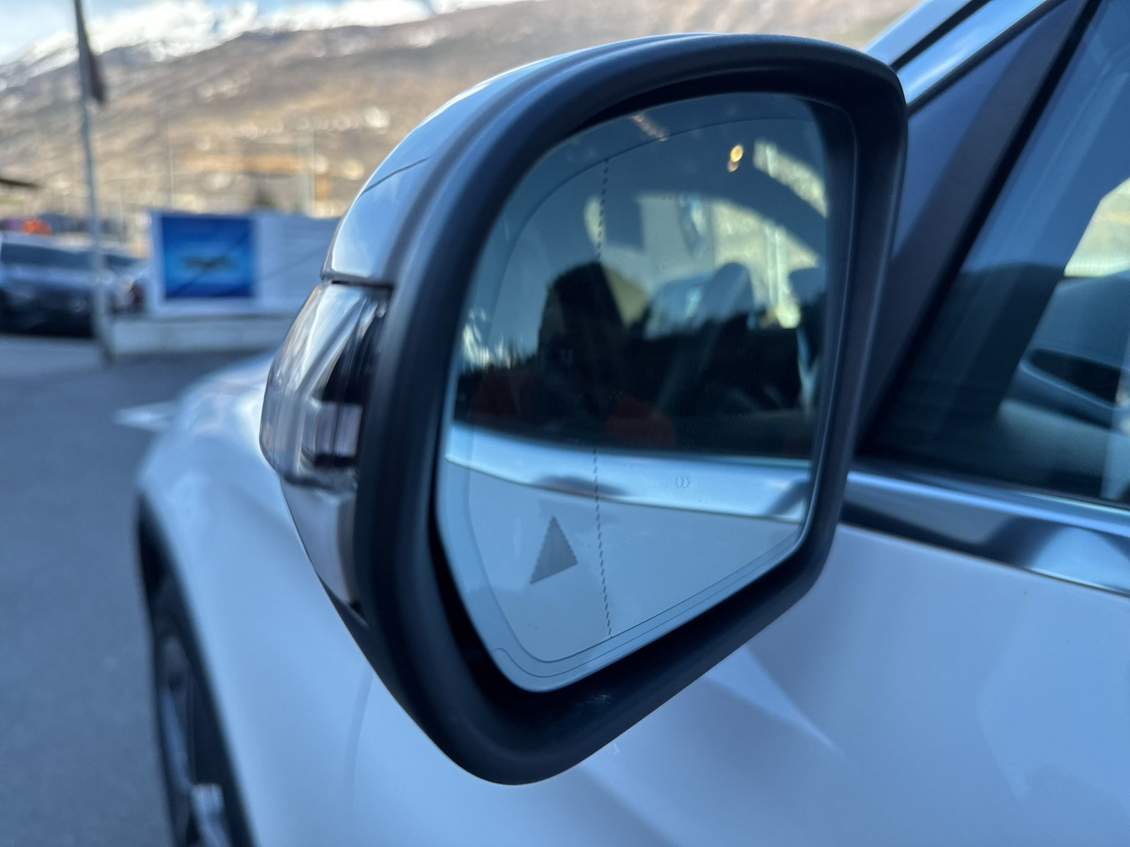 MERCEDES-BENZ GLC 200 AMG Line 4Matic-image-22