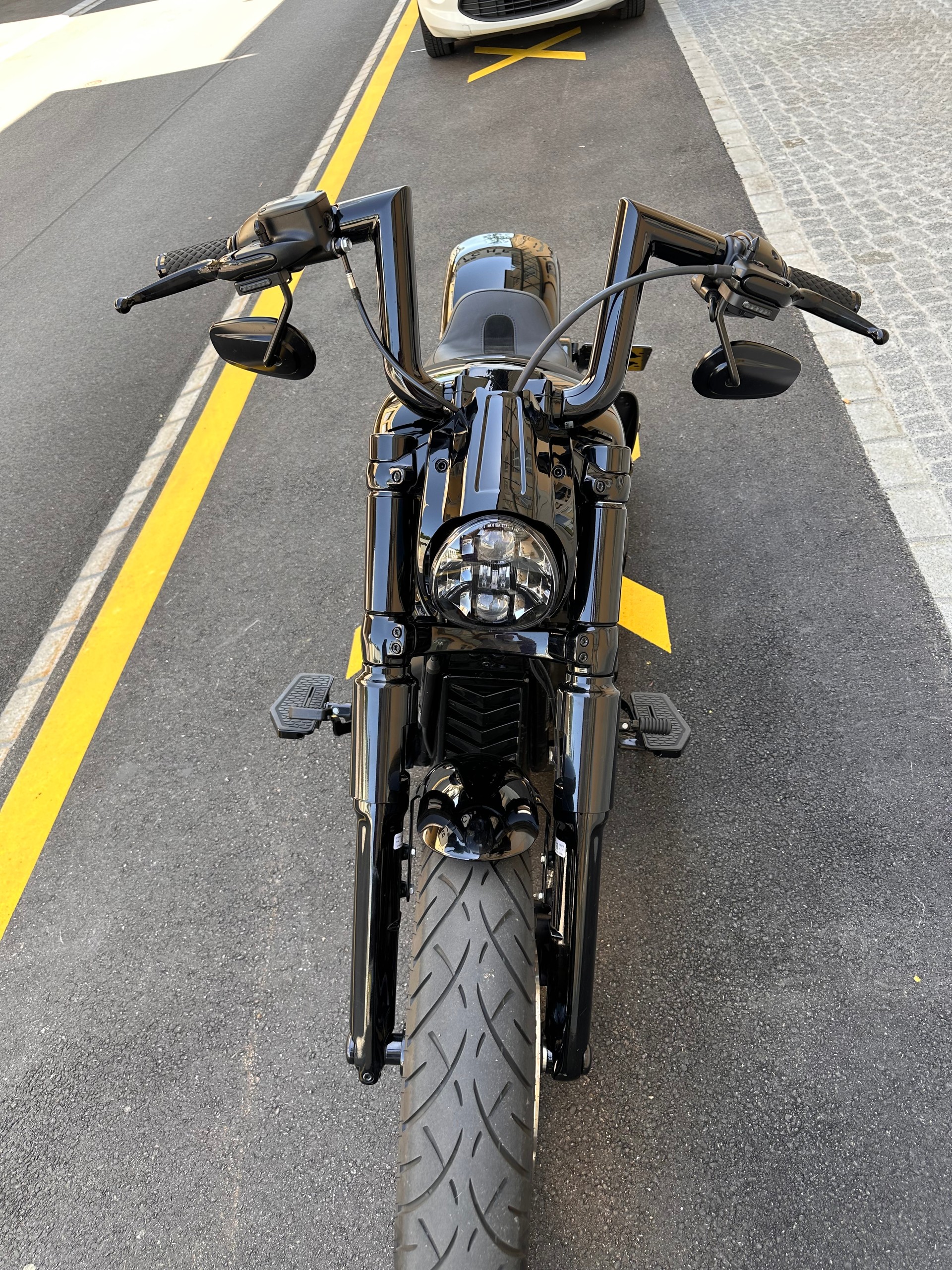 HARLEY-DAVIDSON FXBRS Breakout 114 ABS-image-2