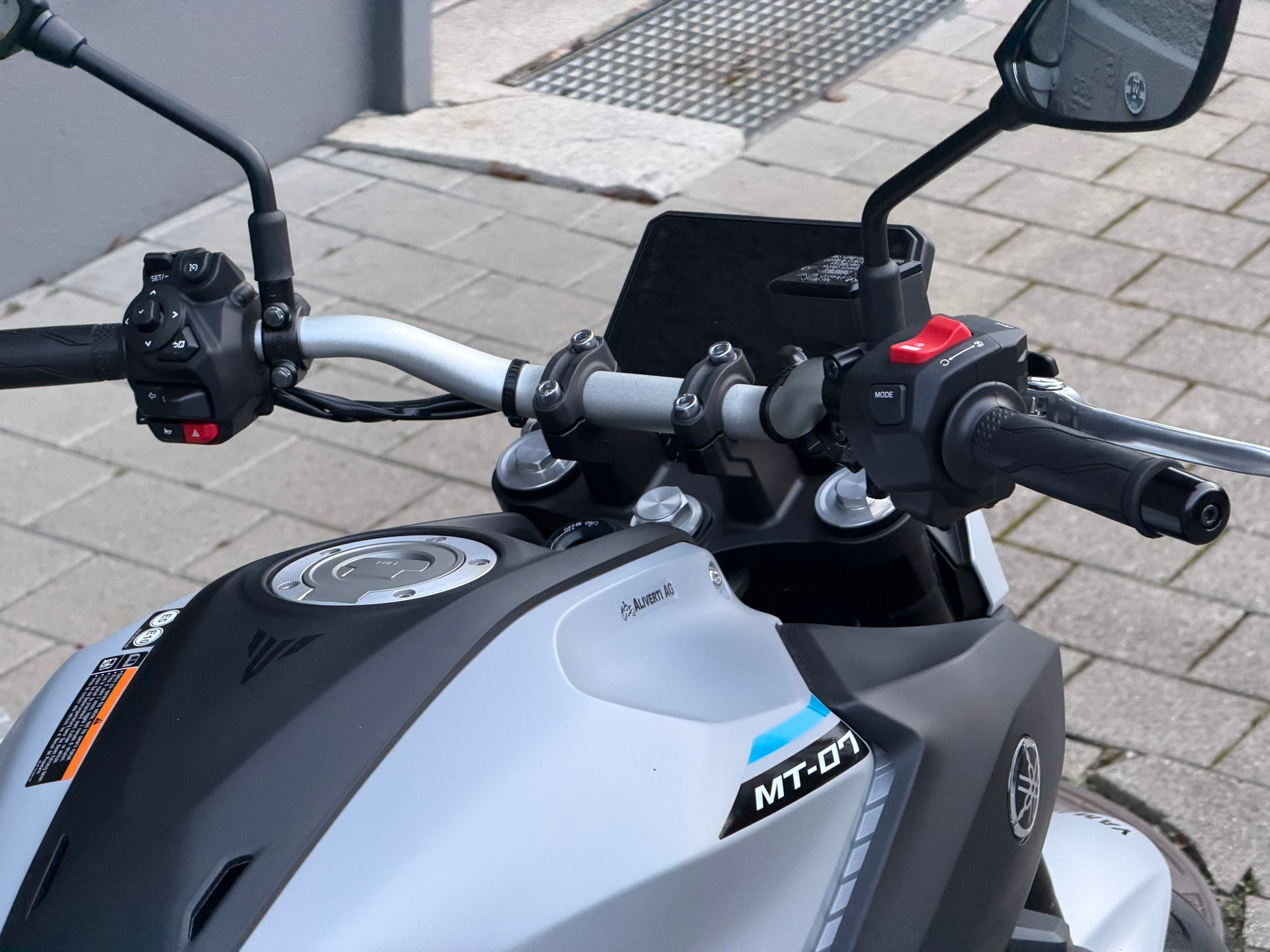 YAMAHA MT-07 Y-AMT-image-14