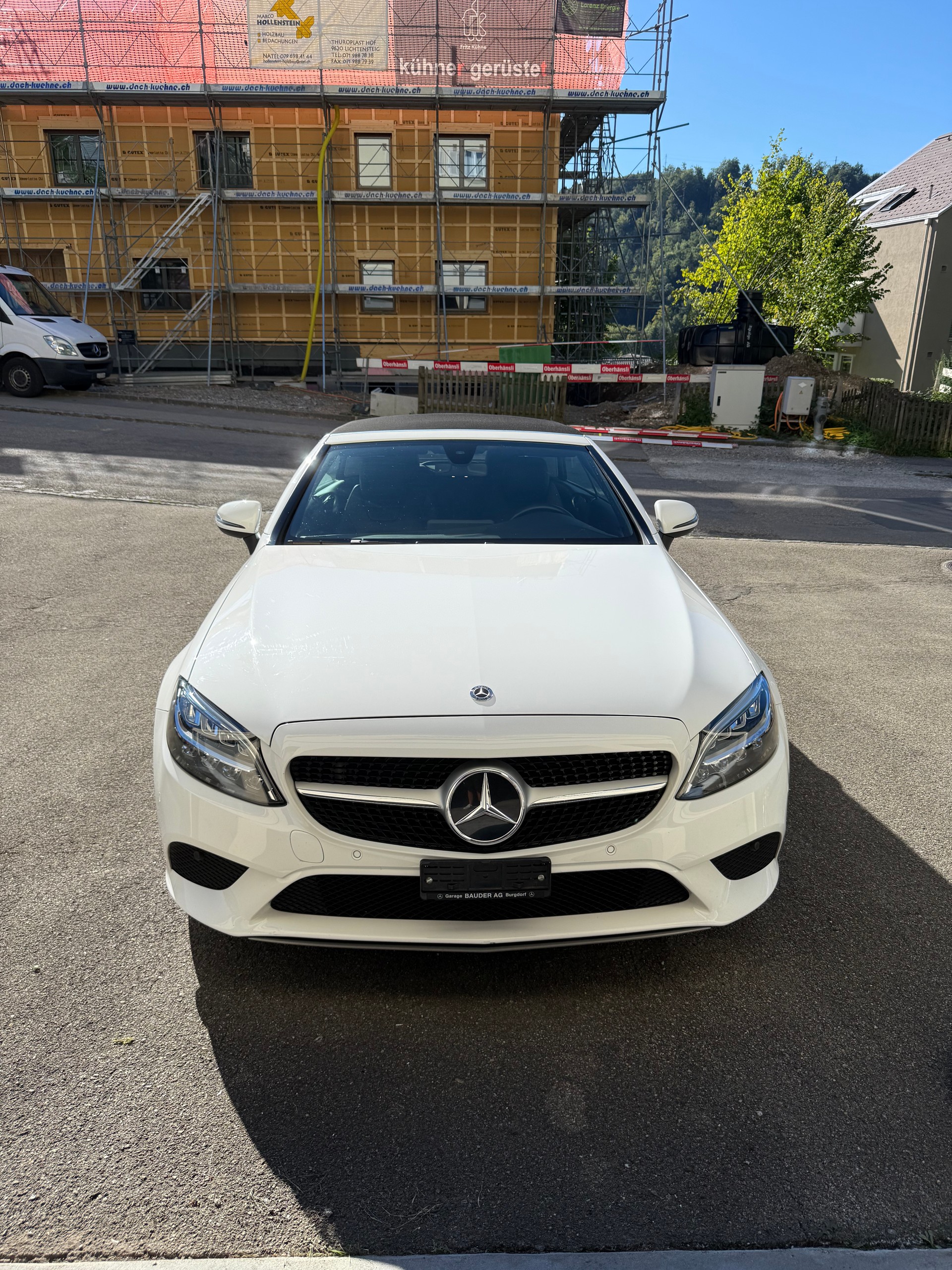 MERCEDES-BENZ C 180 Cabriolet-image-1